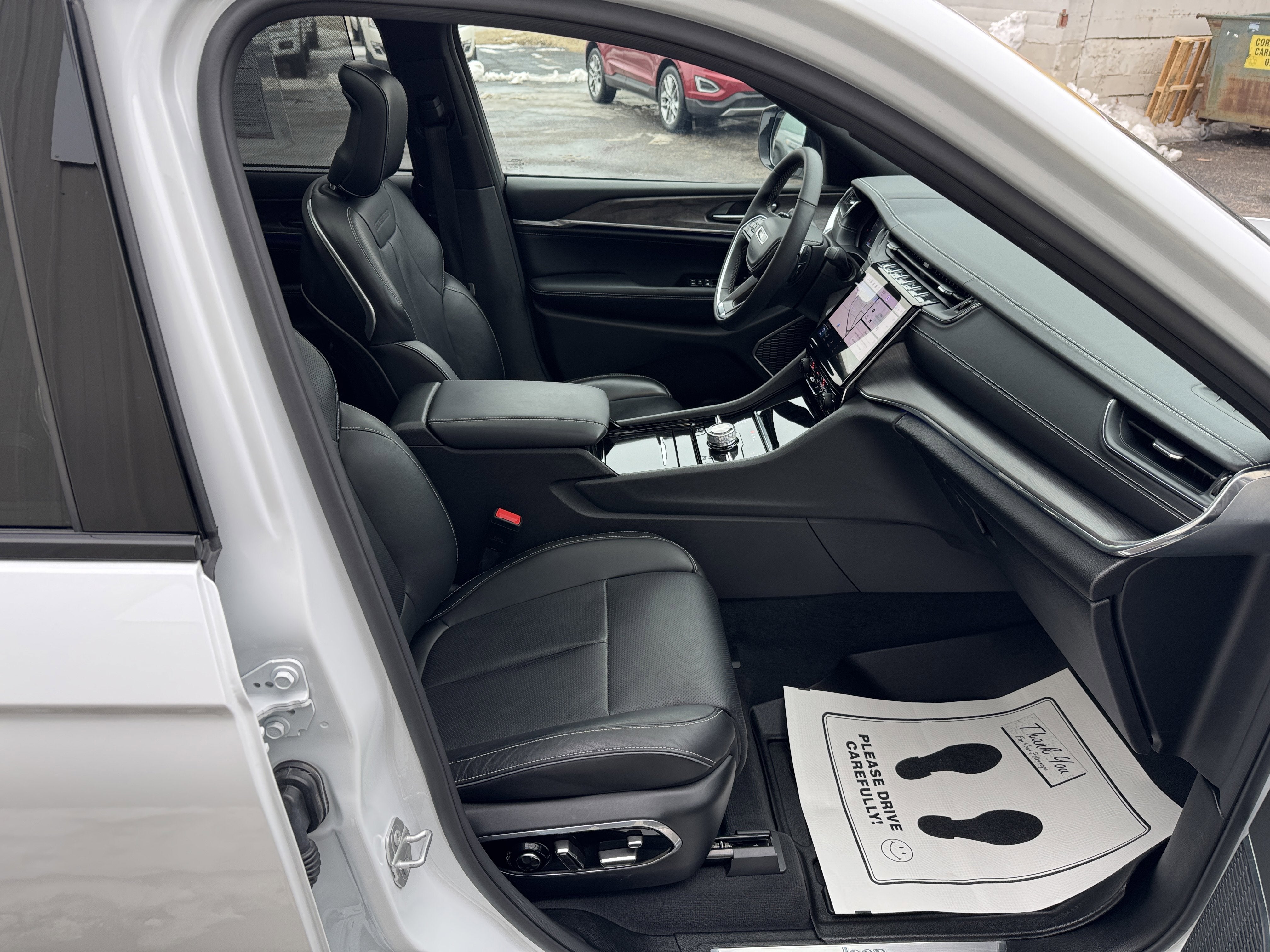 2023 Jeep Grand Cherokee L Overland