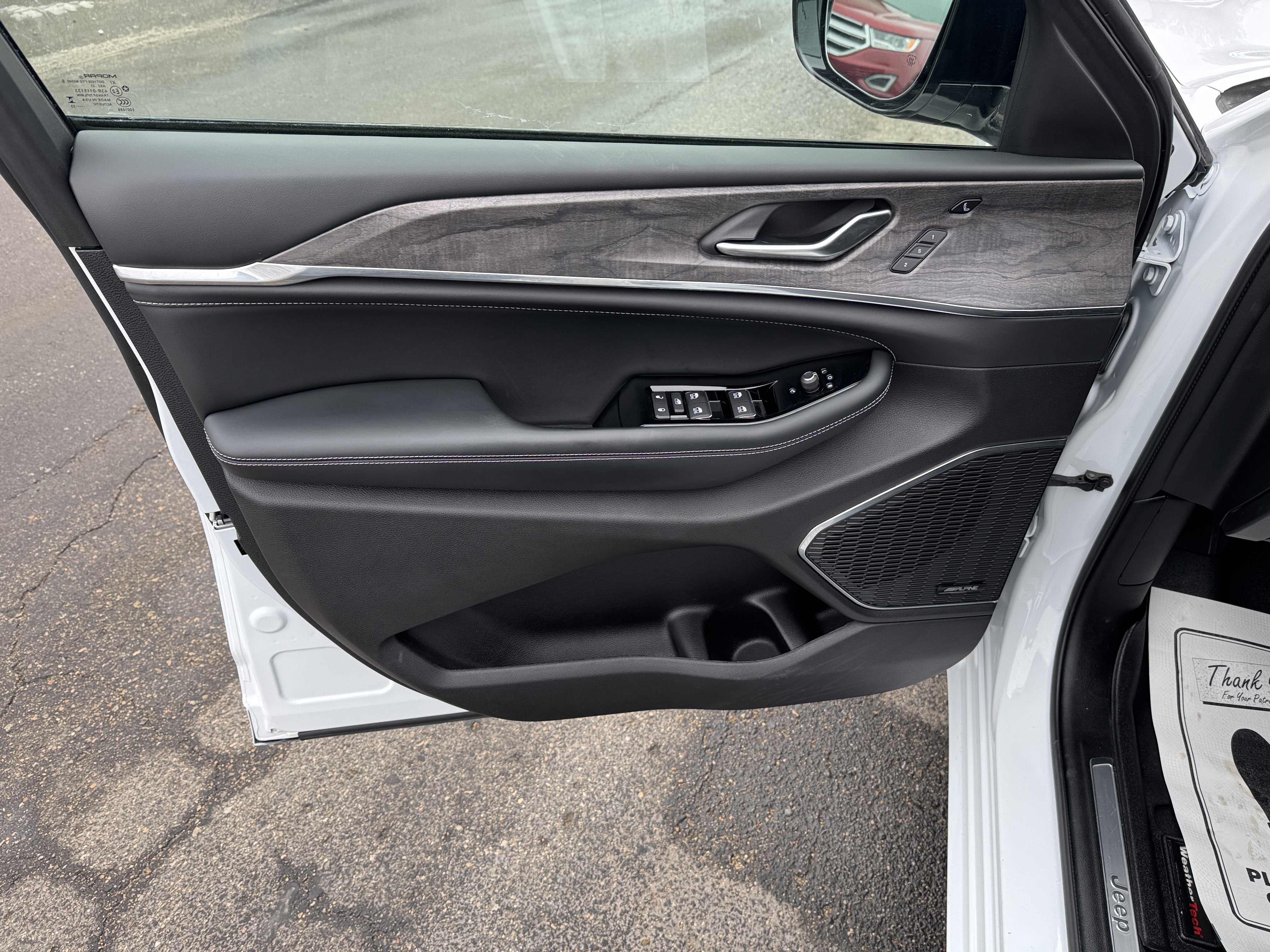 2023 Jeep Grand Cherokee L Overland