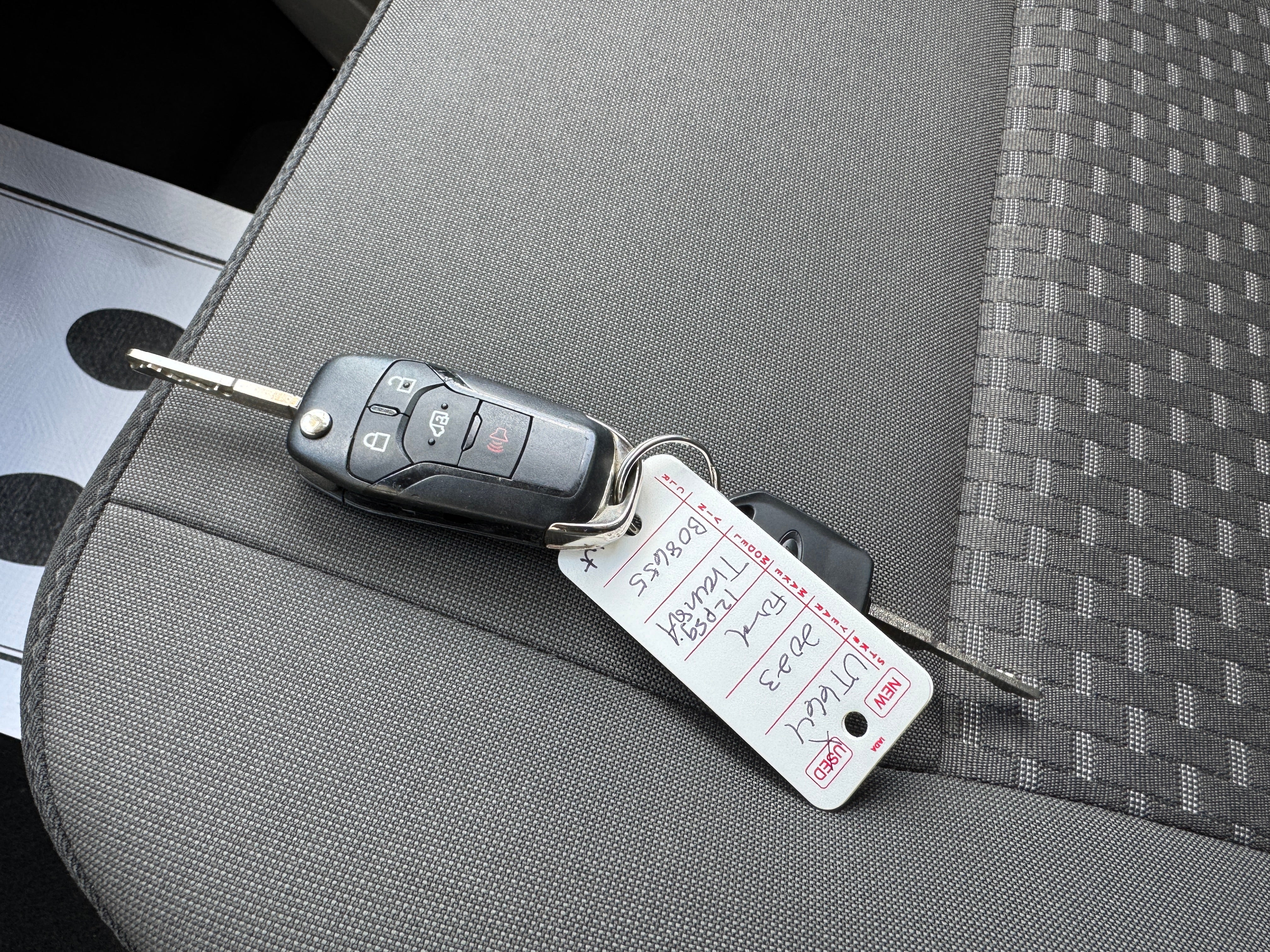 2023 Ford Transit Passenger Wagon XLT