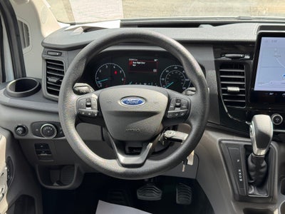 2023 Ford Transit Passenger Wagon XLT