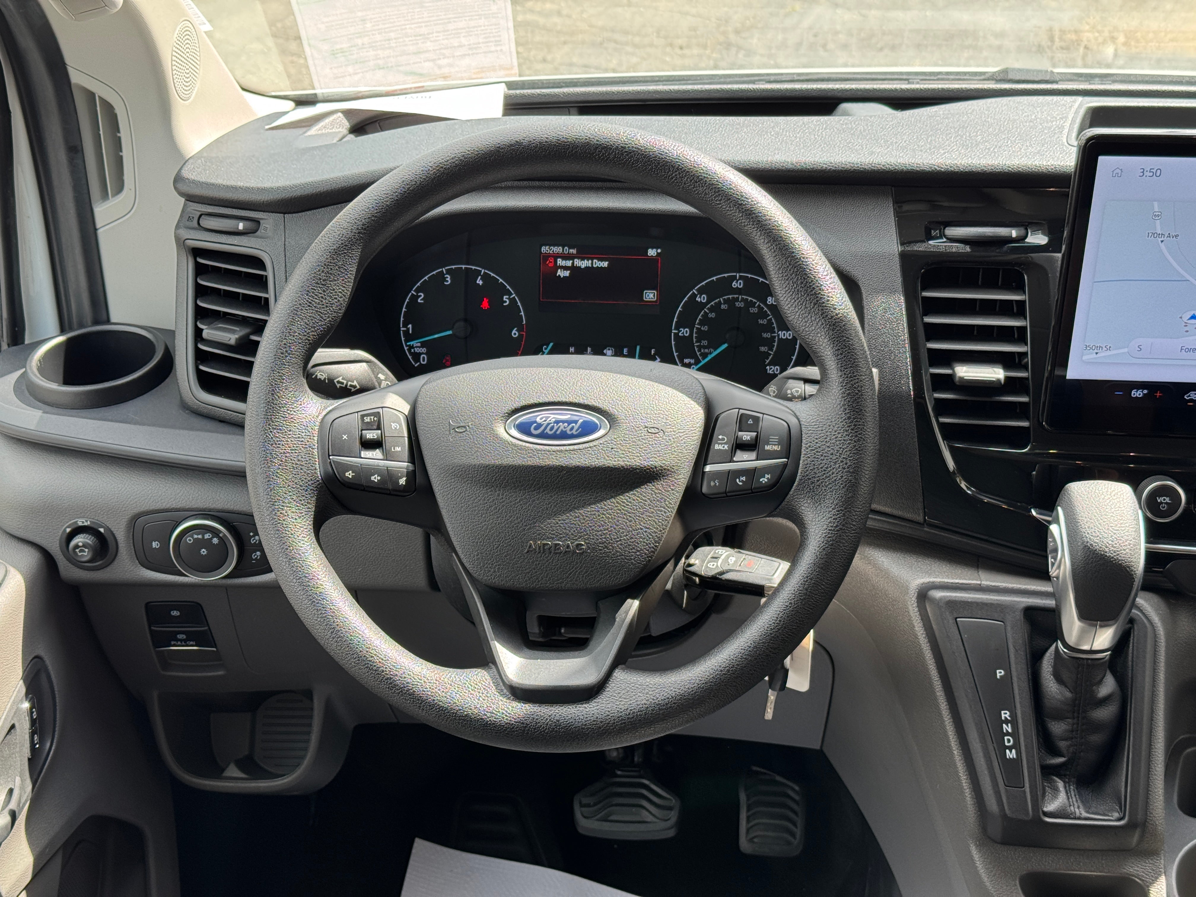 2023 Ford Transit Passenger Wagon XLT