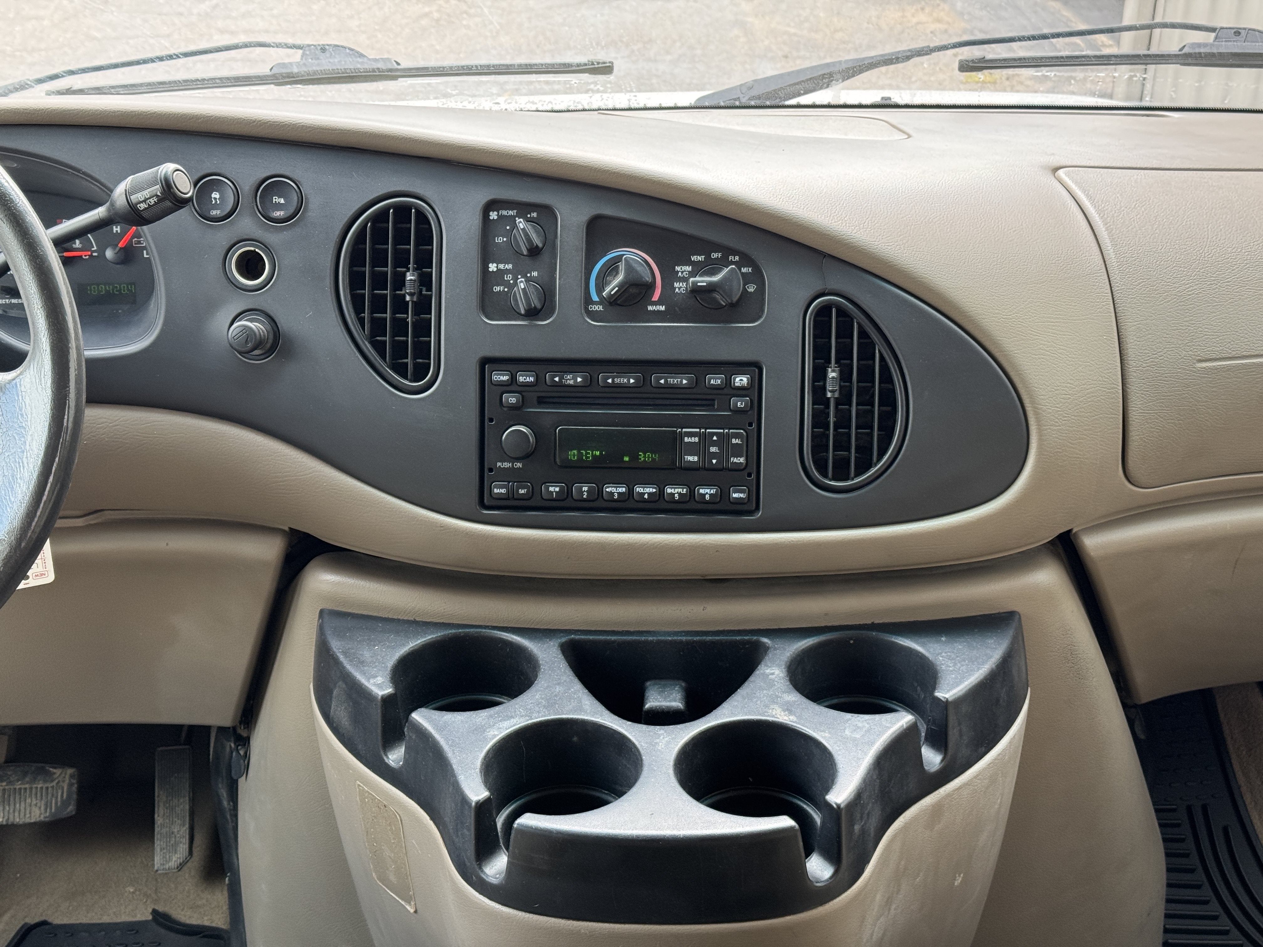 2008 Ford Econoline Wagon XL