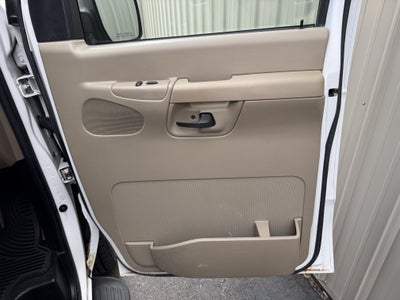 2008 Ford Econoline Wagon XL