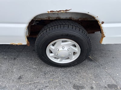 2008 Ford Econoline Wagon XL
