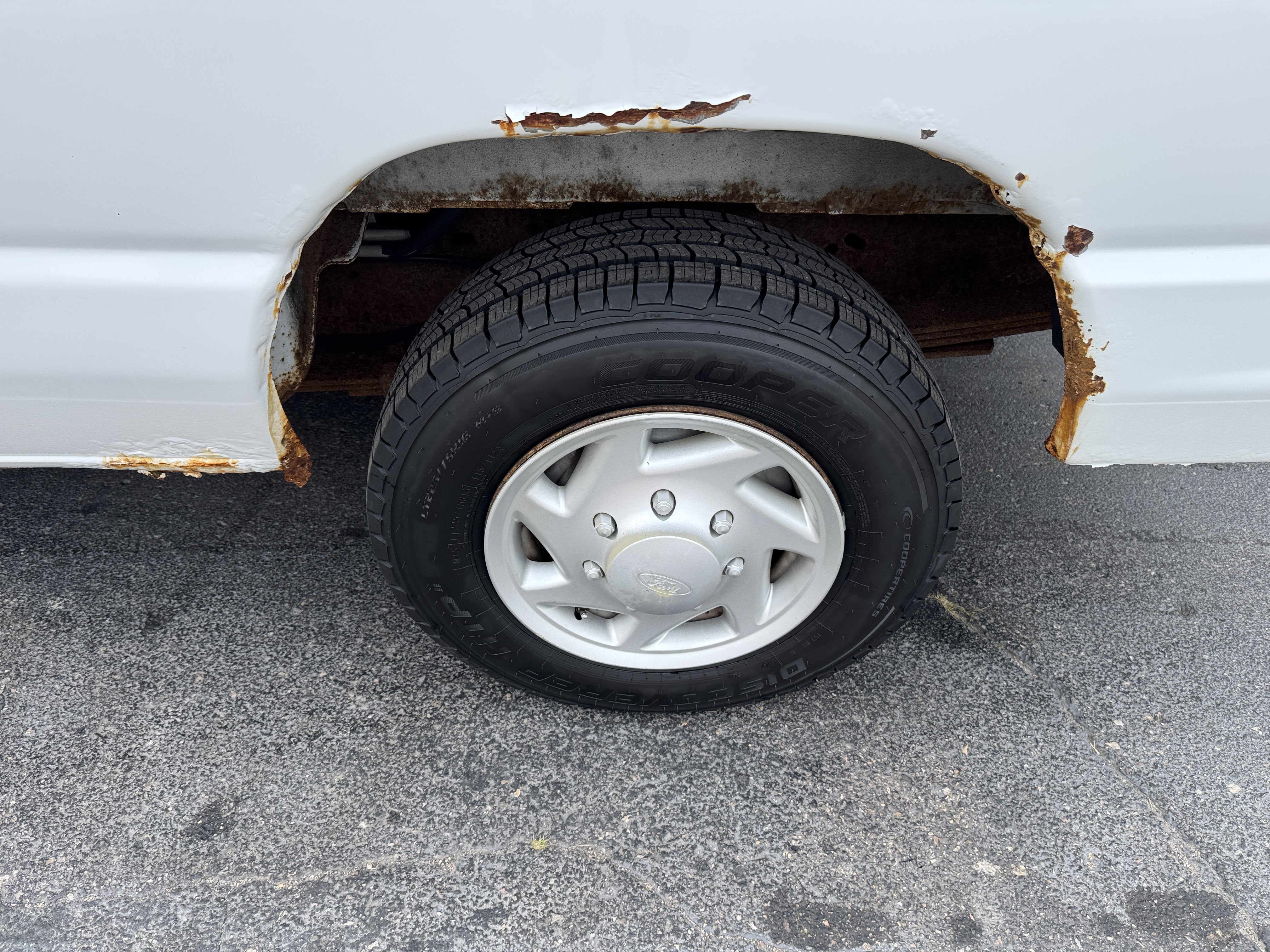 2008 Ford Econoline Wagon XL