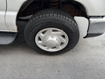 2008 Ford Econoline Wagon XL