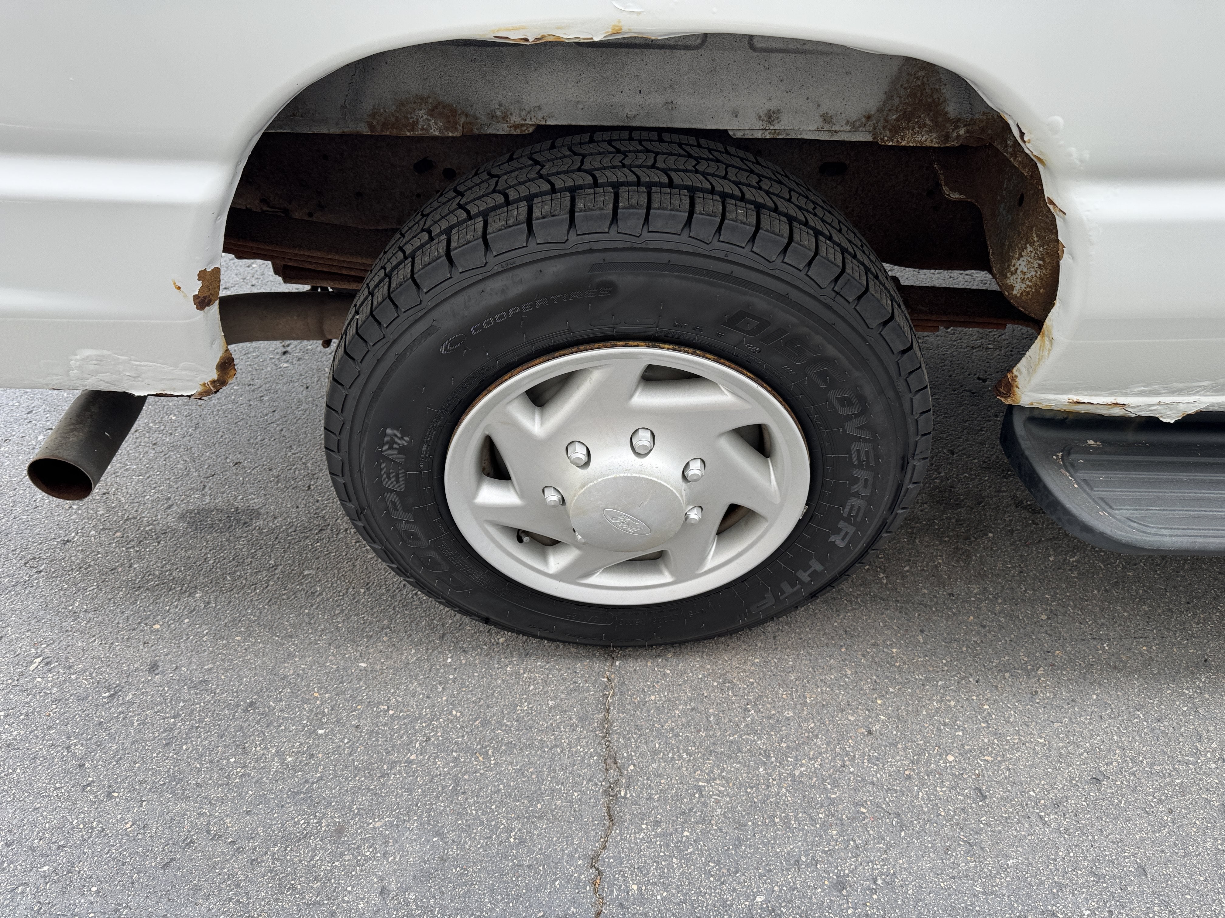 2008 Ford Econoline Wagon XL