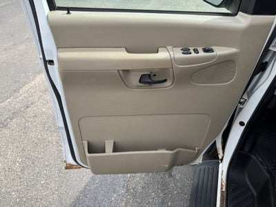 2008 Ford Econoline Wagon XL