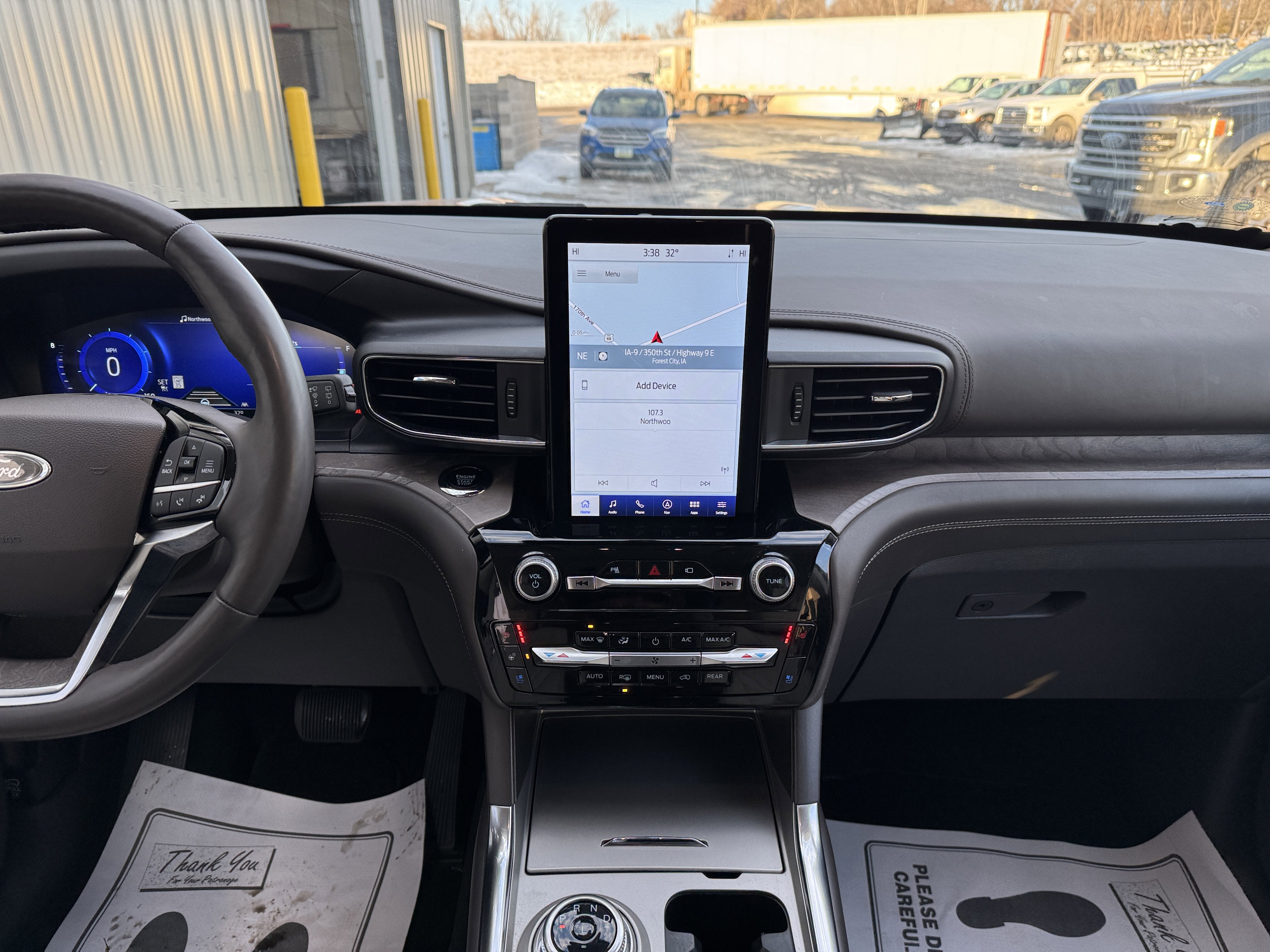 2023 Ford Explorer Platinum