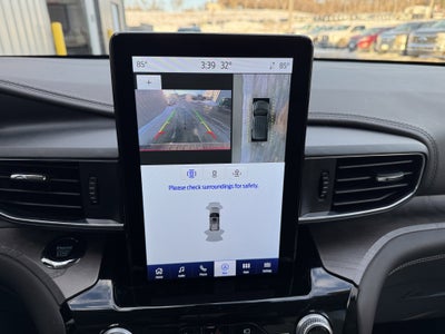 2023 Ford Explorer Platinum