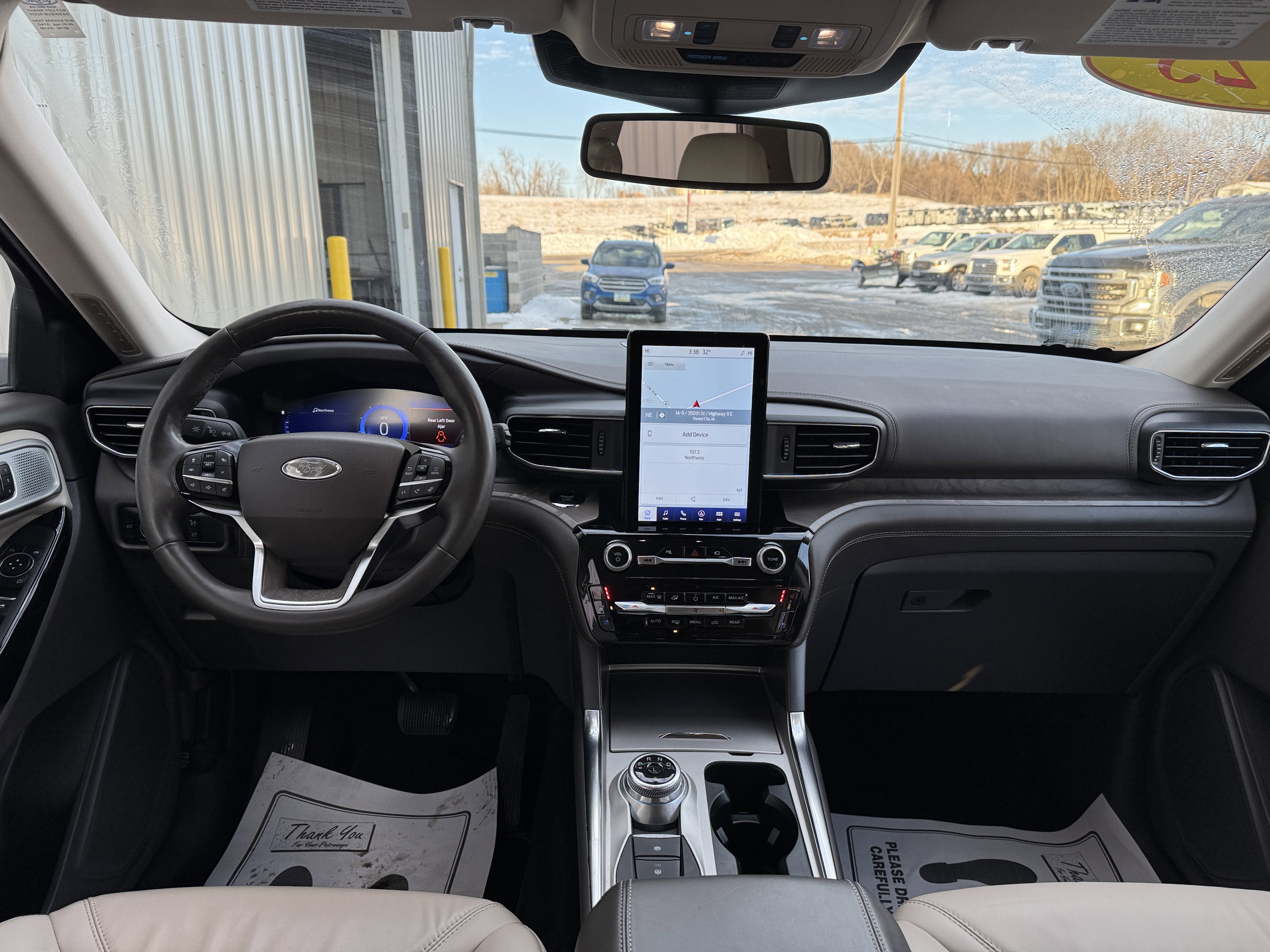 2023 Ford Explorer Platinum