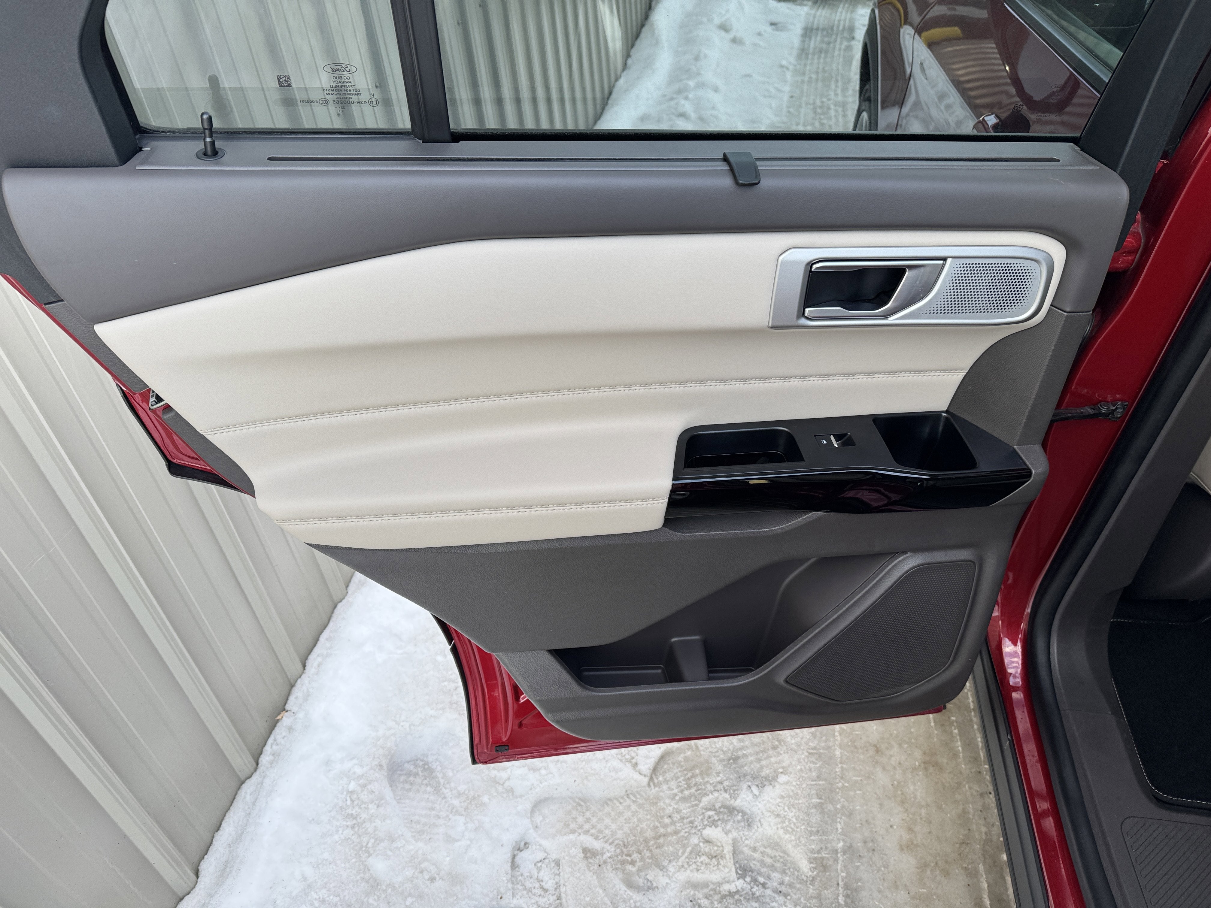 2023 Ford Explorer Platinum