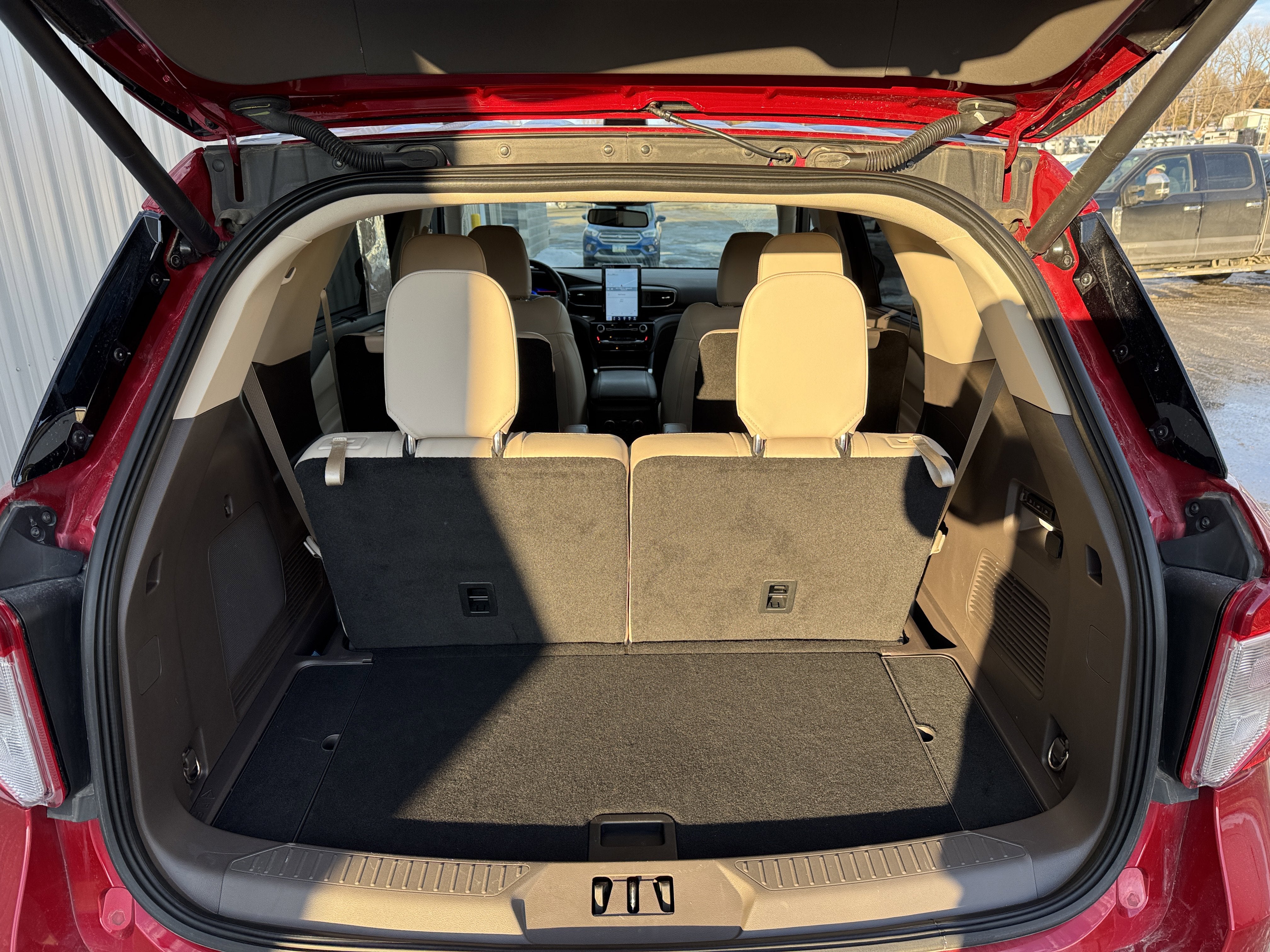 2023 Ford Explorer Platinum