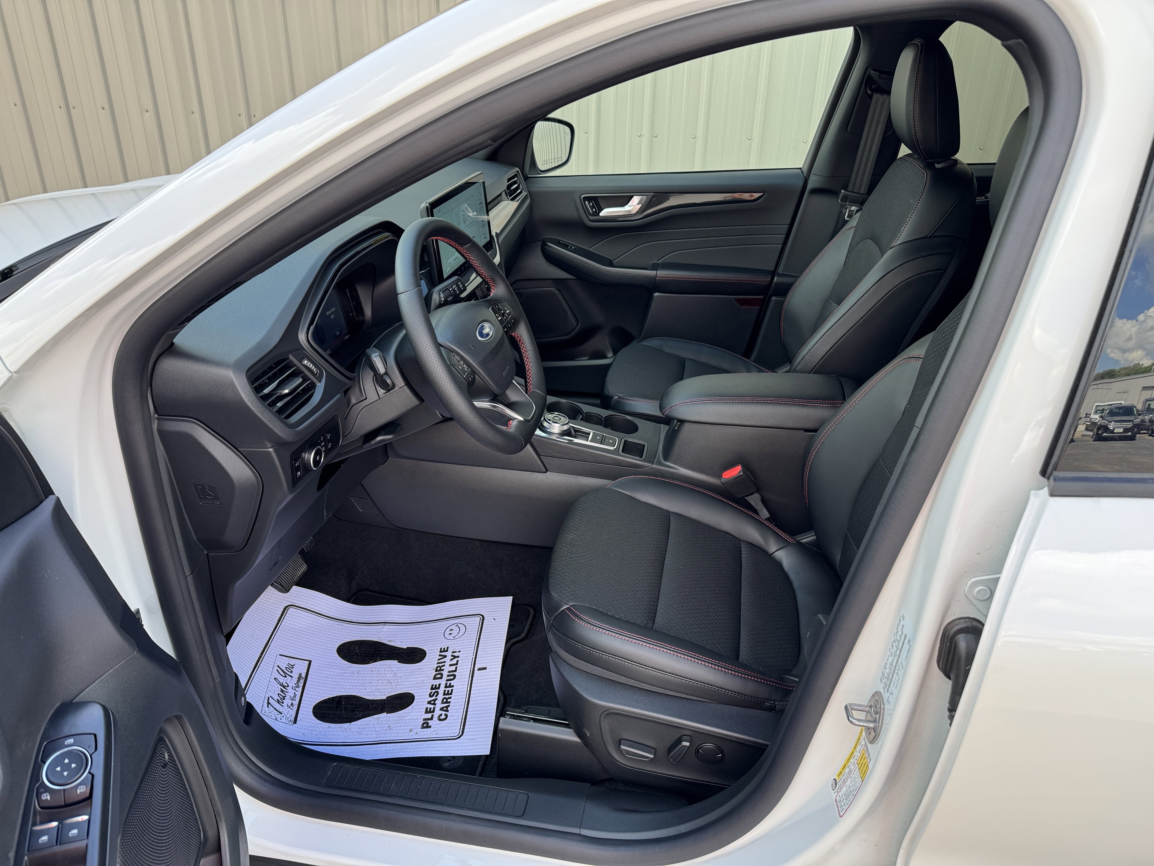 2026 Ford Escape Hybrid ST-Line Select - Photo 9