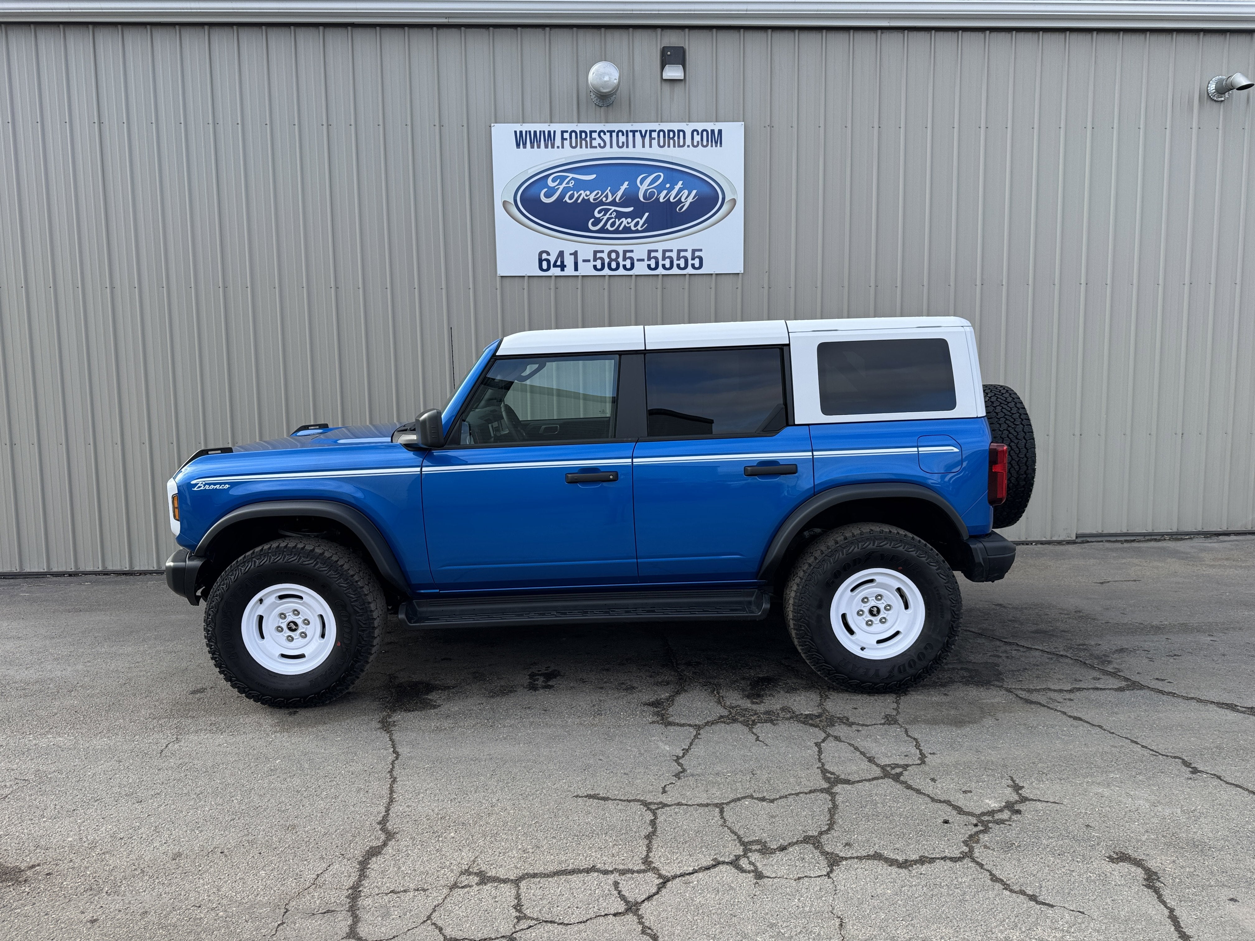2026 Ford Bronco 4-Door Heritage Editon