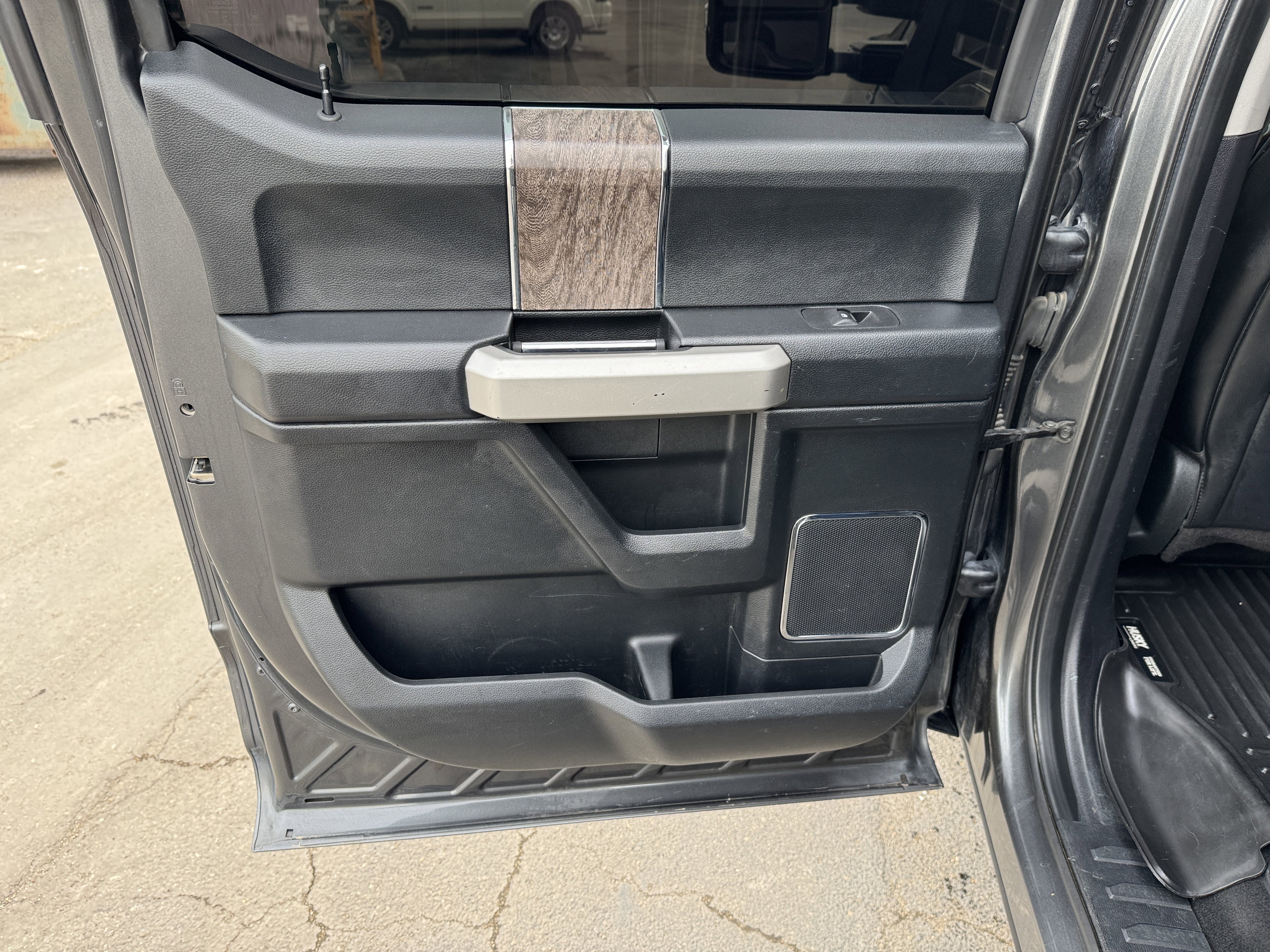 2019 Ford Super Duty F-250 SRW LARIAT