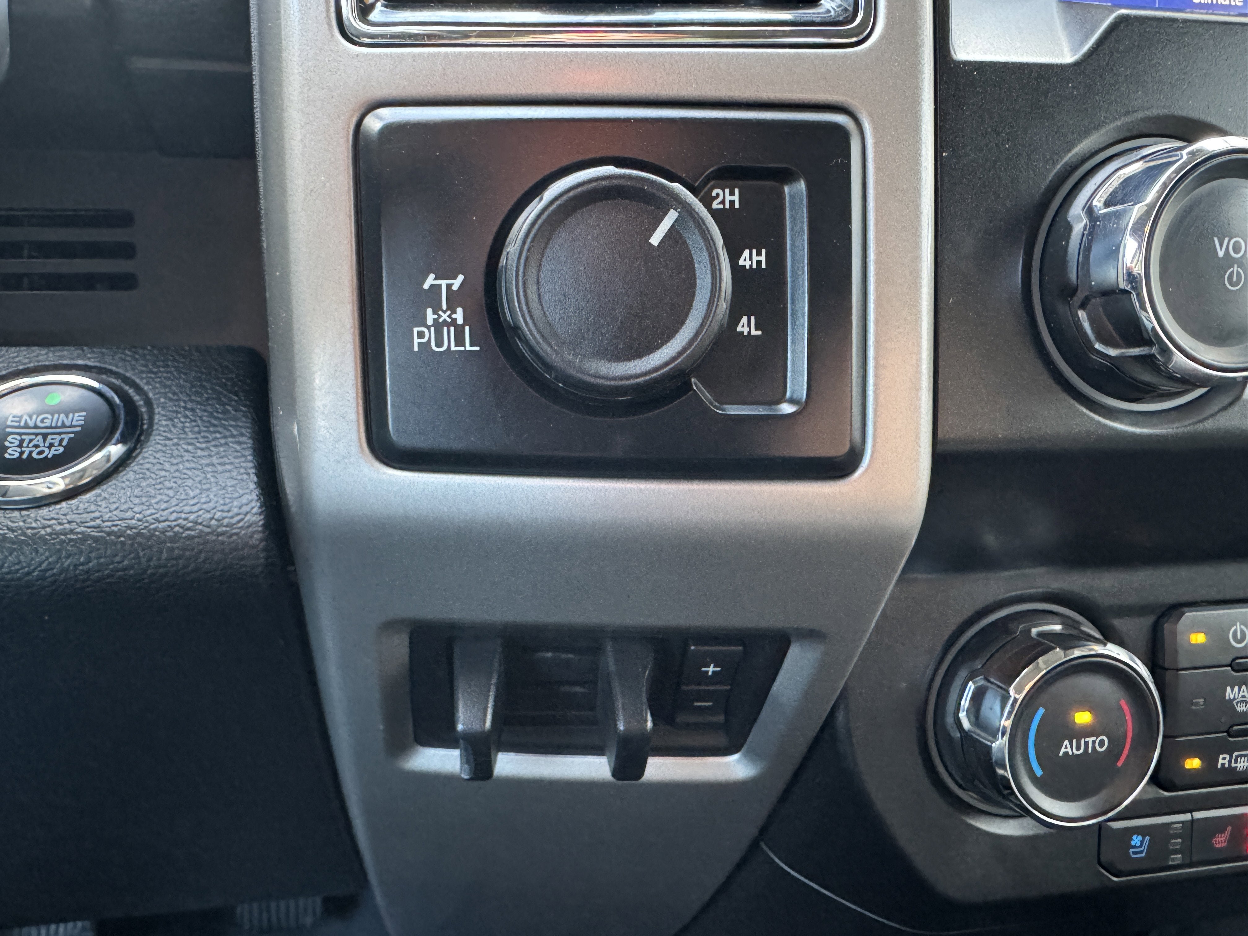 2020 Ford Super Duty F-350 SRW LARIAT