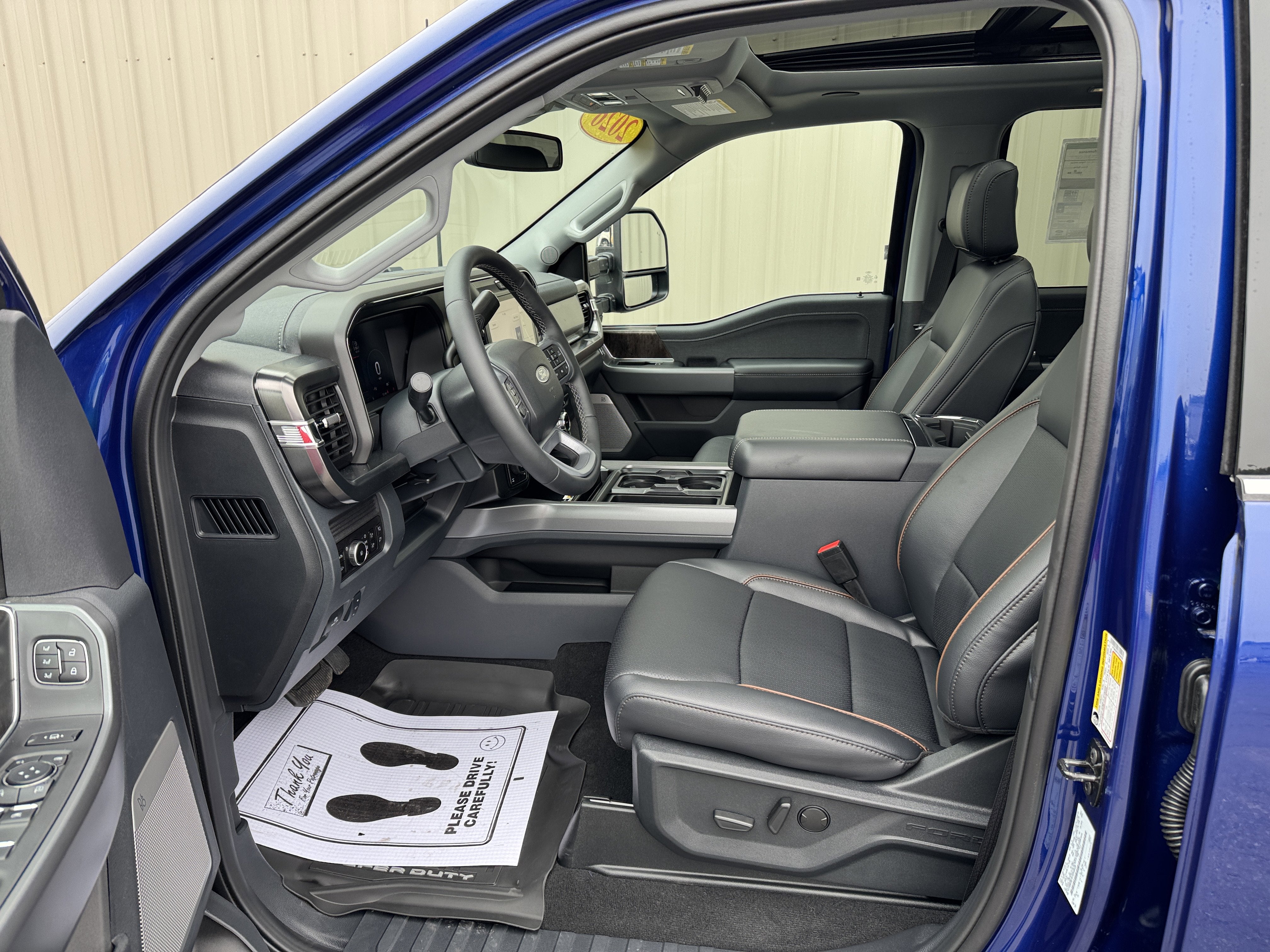 2026 Ford Super Duty F-350 SRW LARIAT