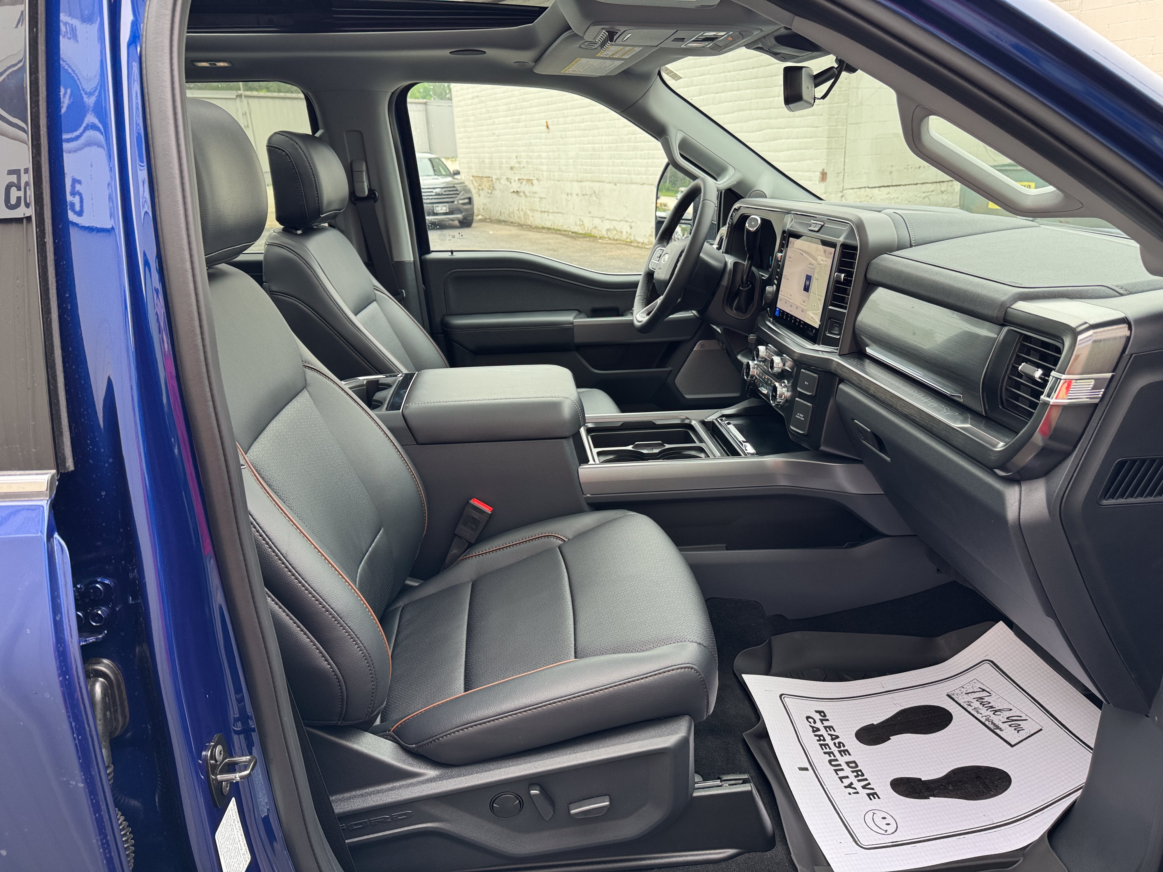 2026 Ford Super Duty F-350 SRW LARIAT
