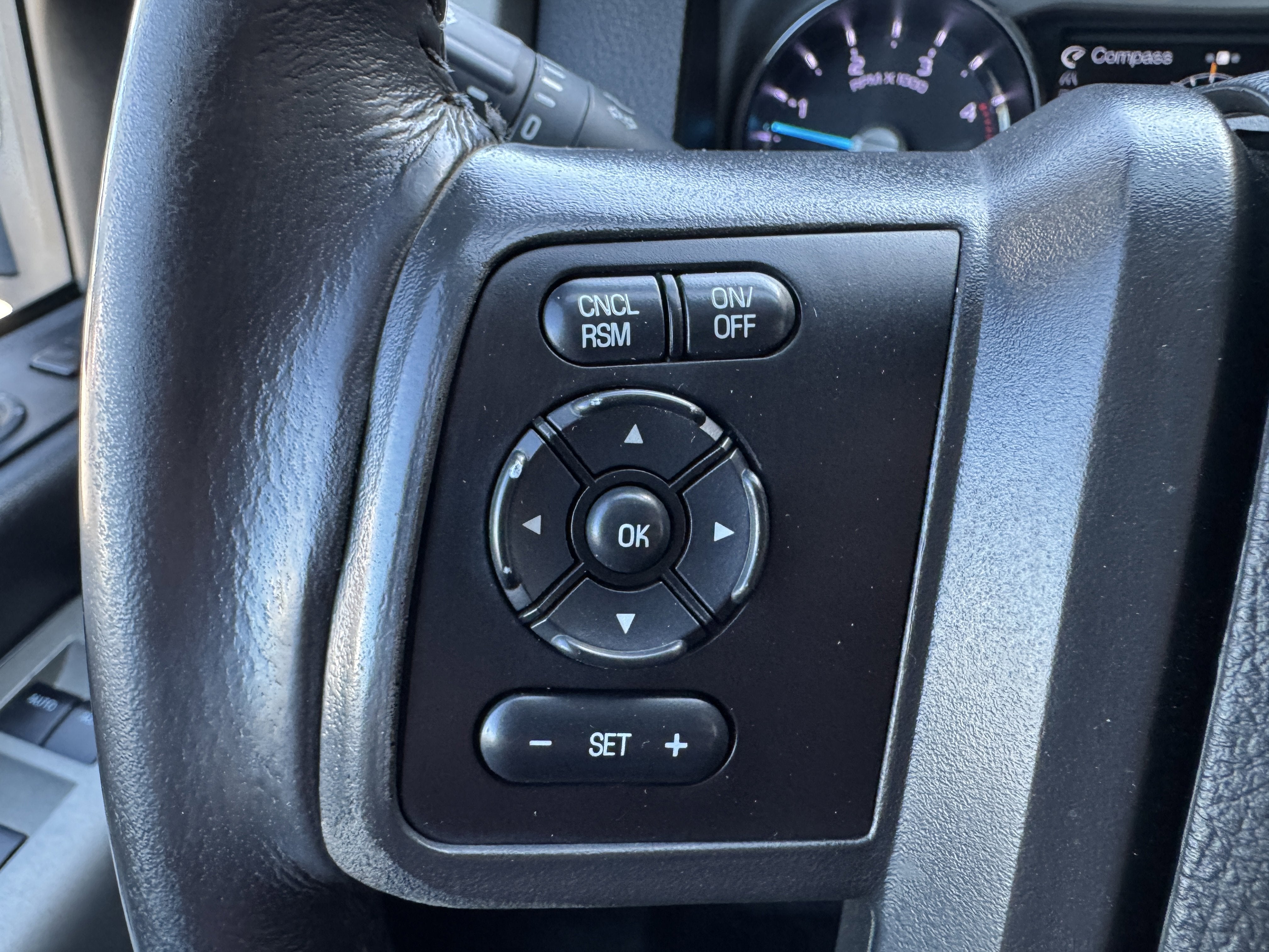 2016 Ford Super Duty F-350 SRW Lariat