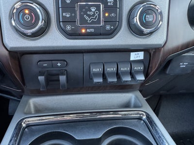 2016 Ford Super Duty F-350 SRW Lariat