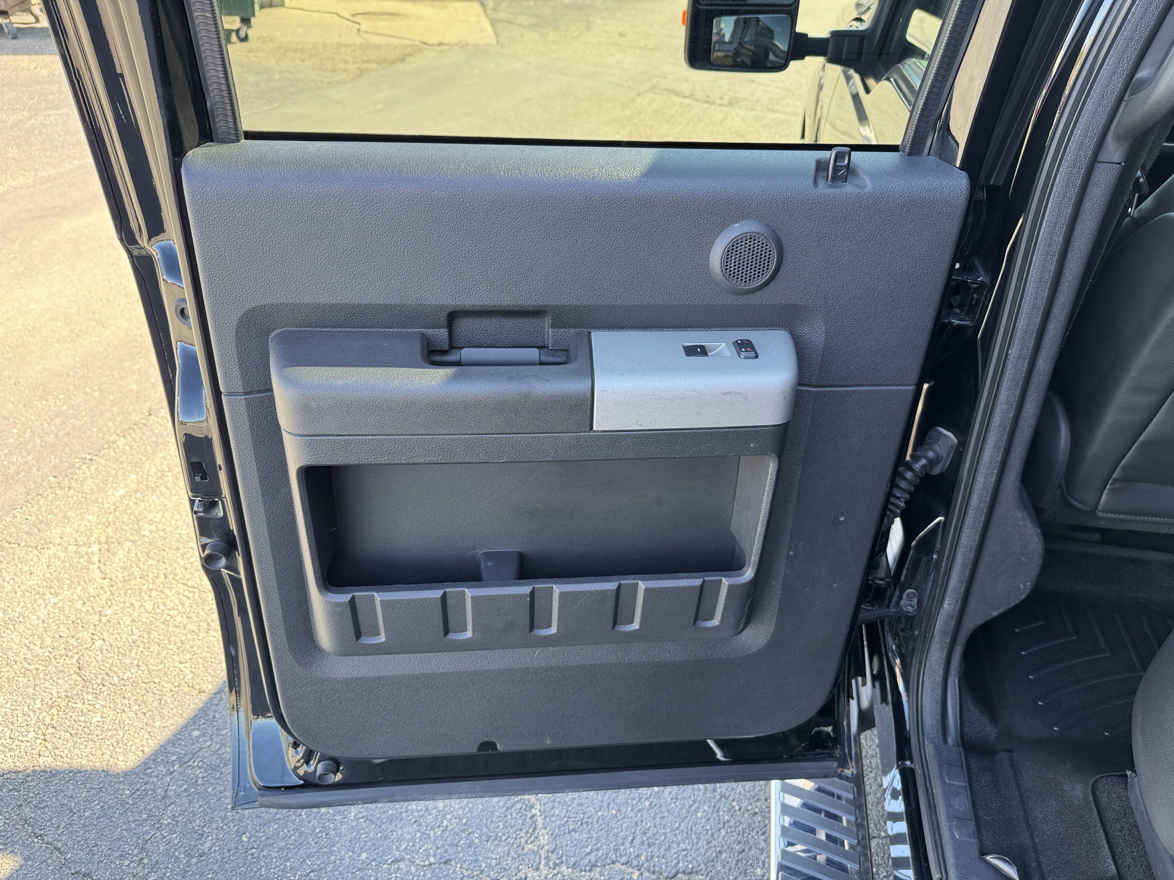 2016 Ford Super Duty F-350 SRW Lariat