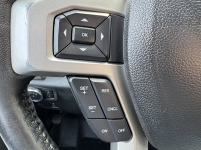2017 Ford Super Duty F-350 SRW Lariat