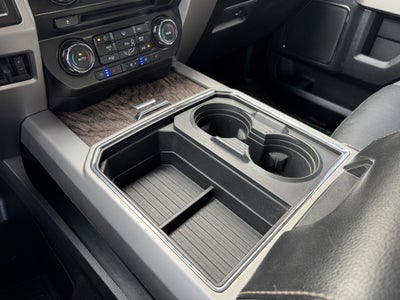 2017 Ford Super Duty F-350 SRW Lariat
