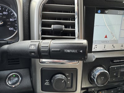 2017 Ford Super Duty F-350 SRW Lariat