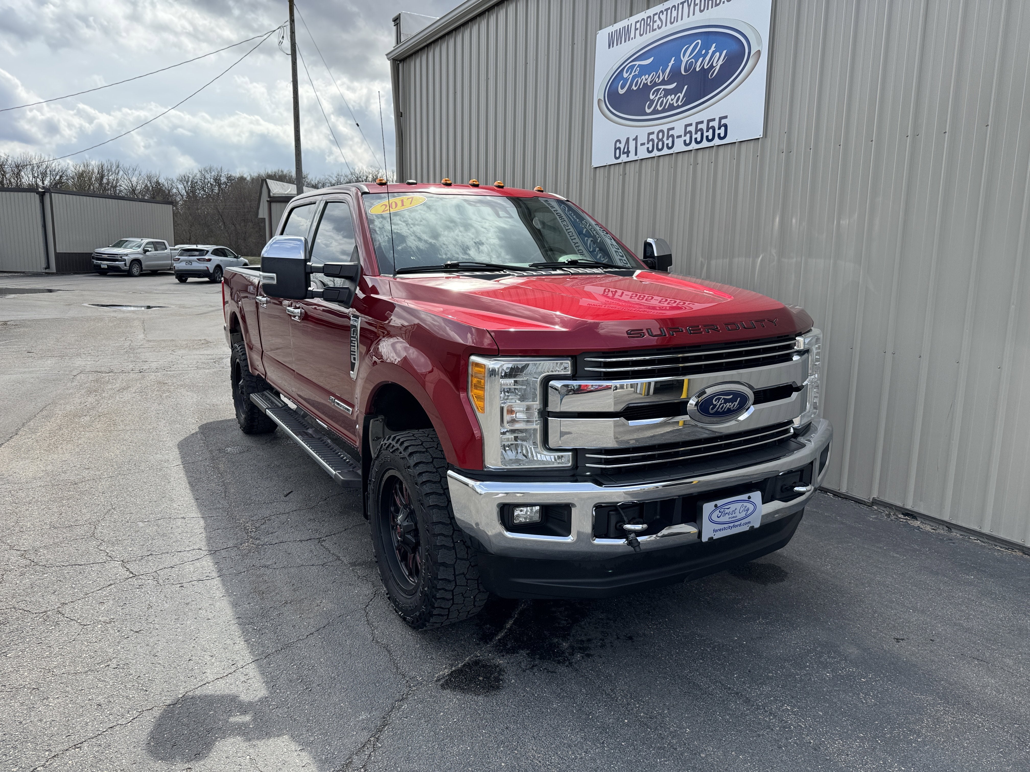 2017 Ford Super Duty F-350 SRW Lariat