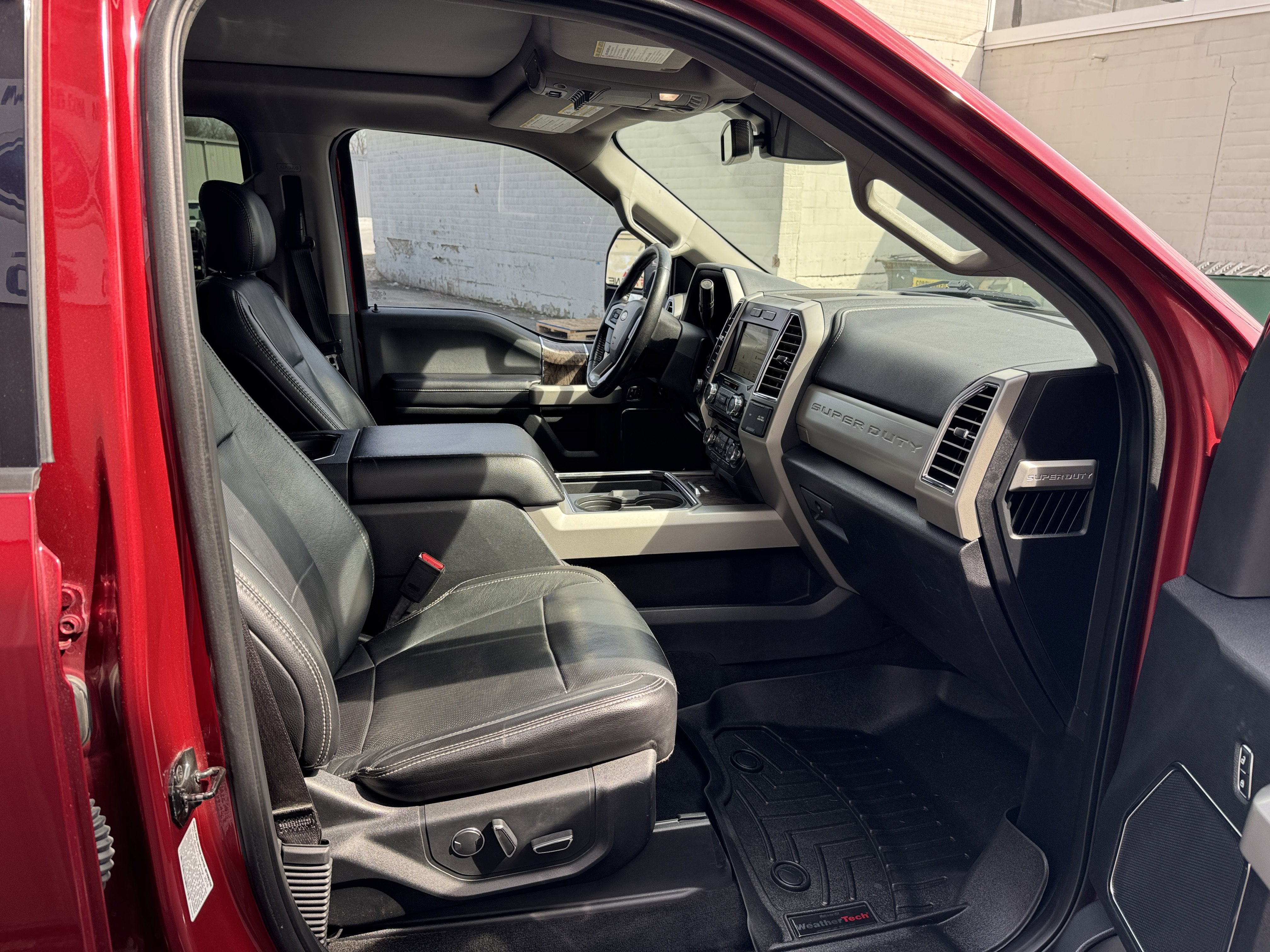 2017 Ford Super Duty F-350 SRW Lariat