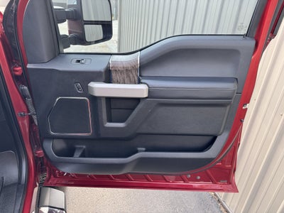 2017 Ford Super Duty F-350 SRW Lariat