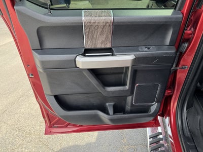 2017 Ford Super Duty F-350 SRW Lariat