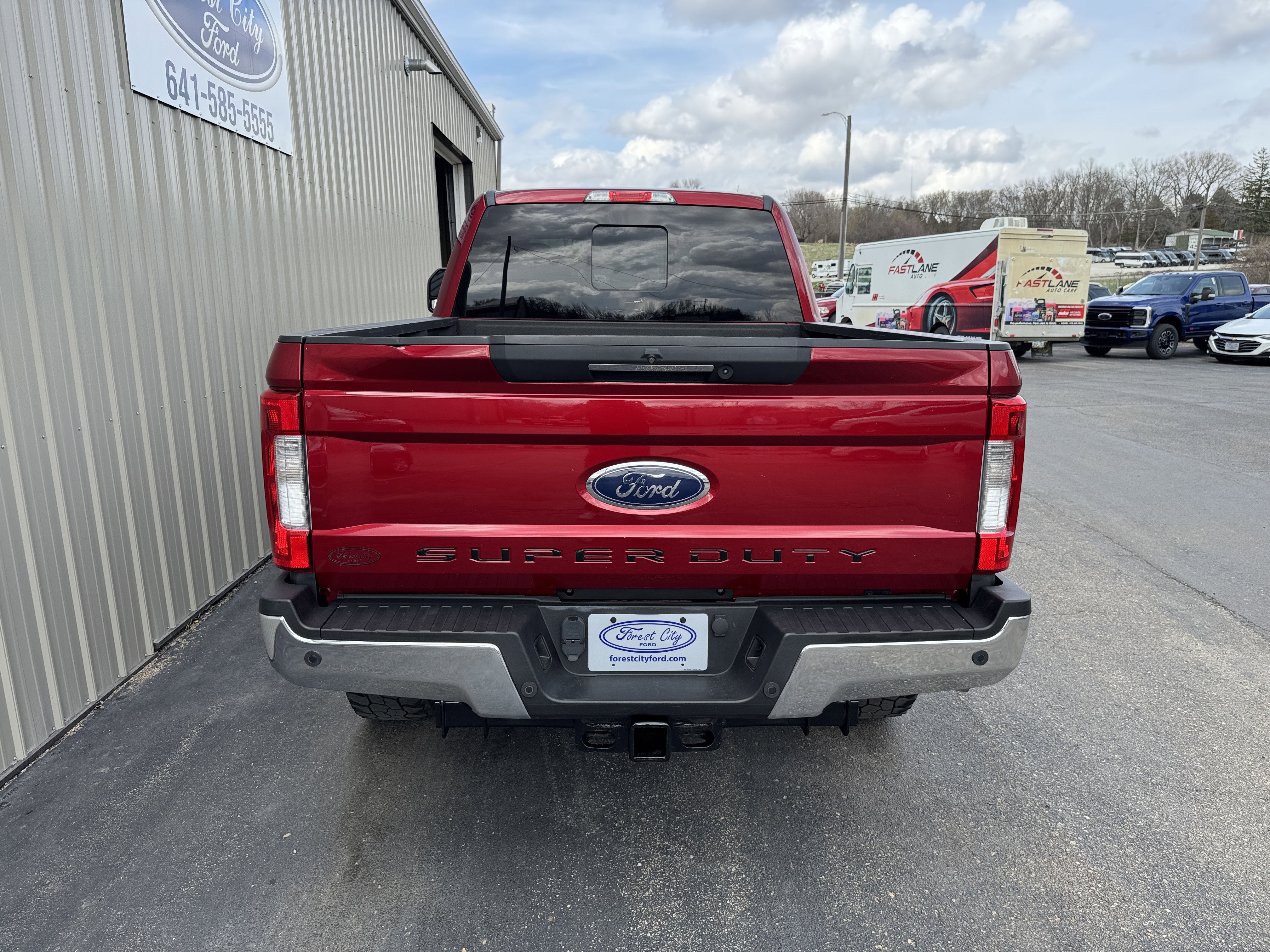 2017 Ford Super Duty F-350 SRW Lariat