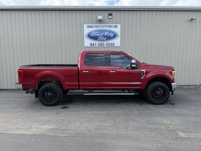 2017 Ford Super Duty F-350 SRW Lariat