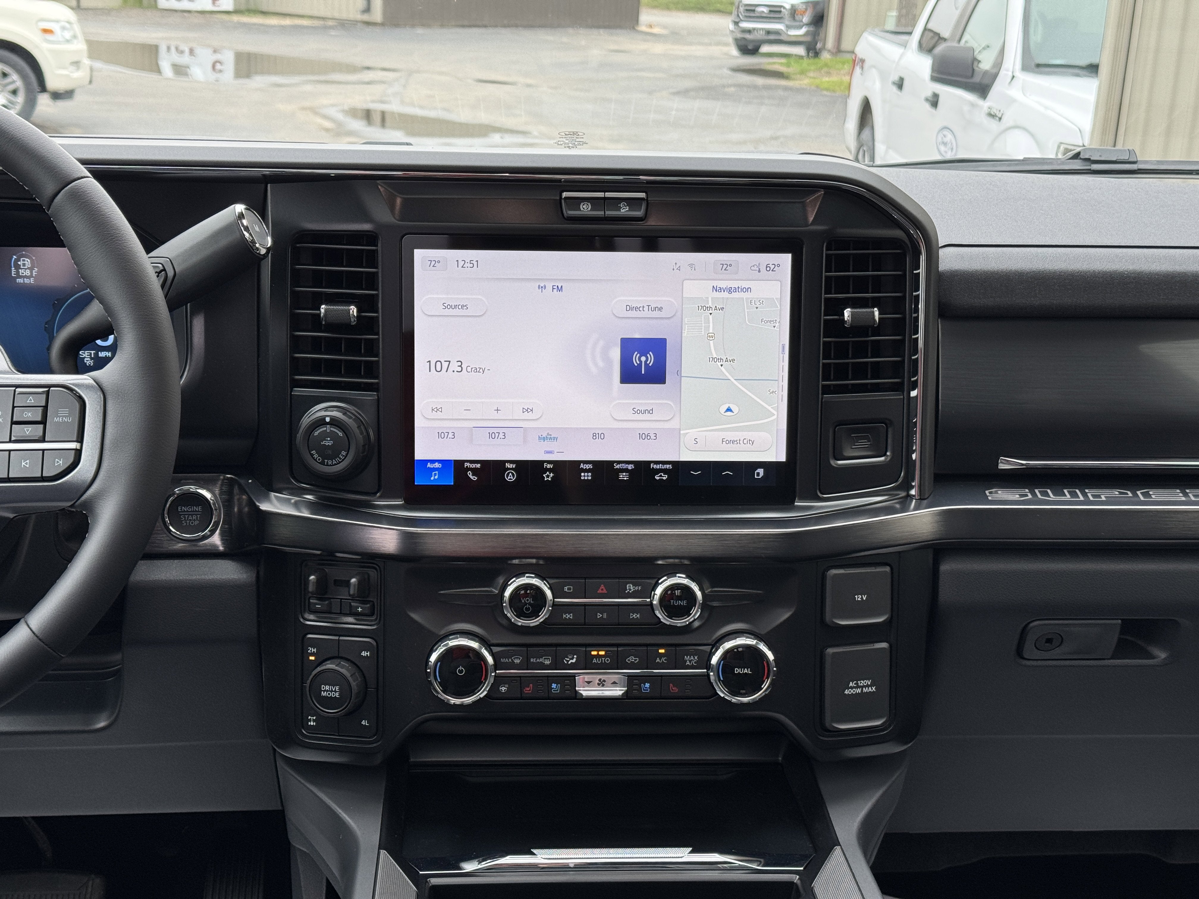 2026 Ford Super Duty F-350 SRW LARIAT