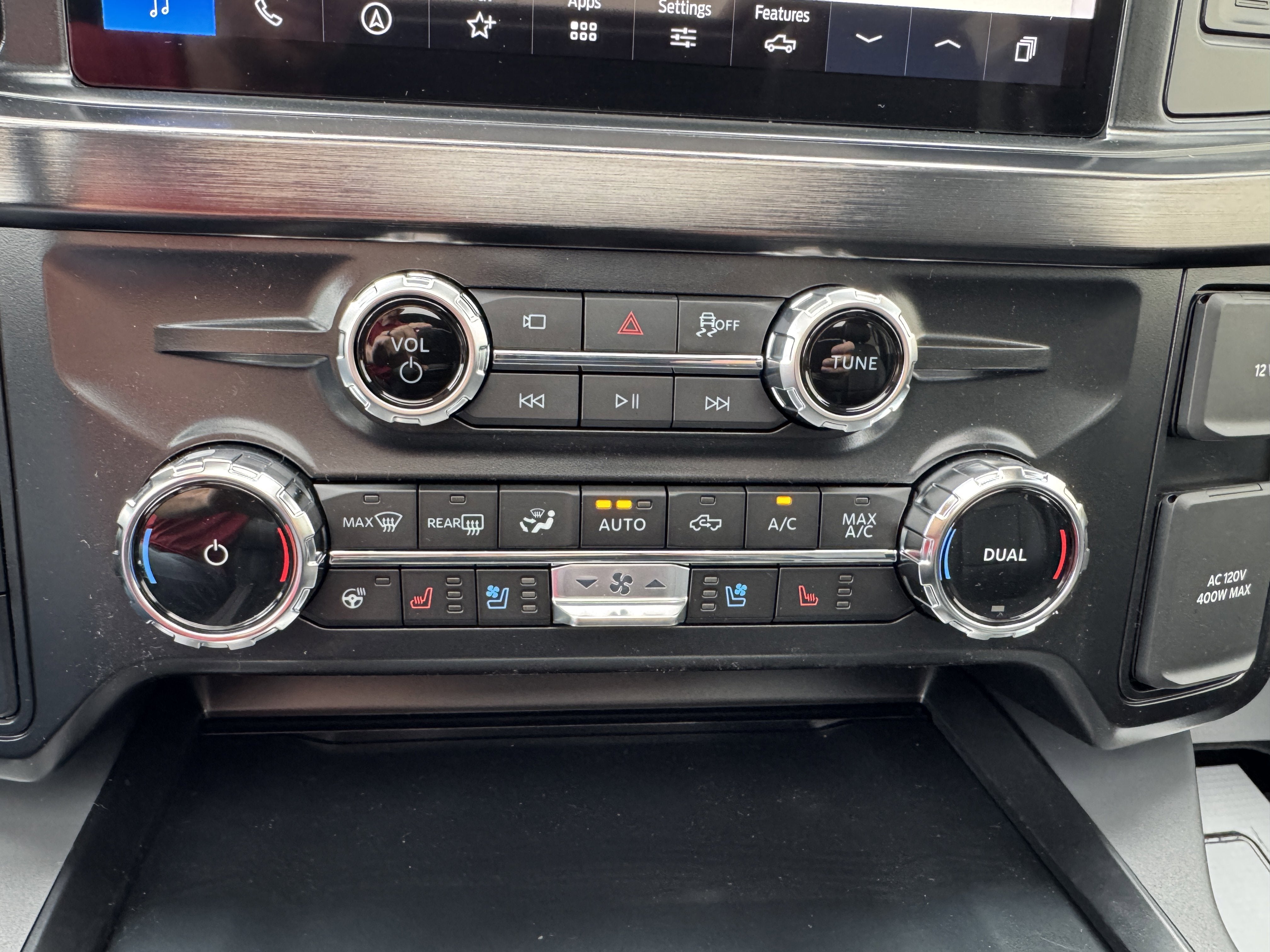 2026 Ford Super Duty F-350 SRW LARIAT