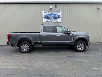 2026 Ford Super Duty F-350 SRW LARIAT