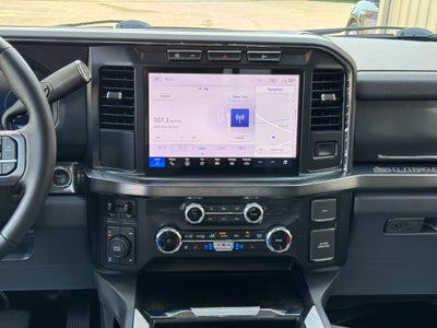 2024 Ford Super Duty F-350 SRW LARIAT