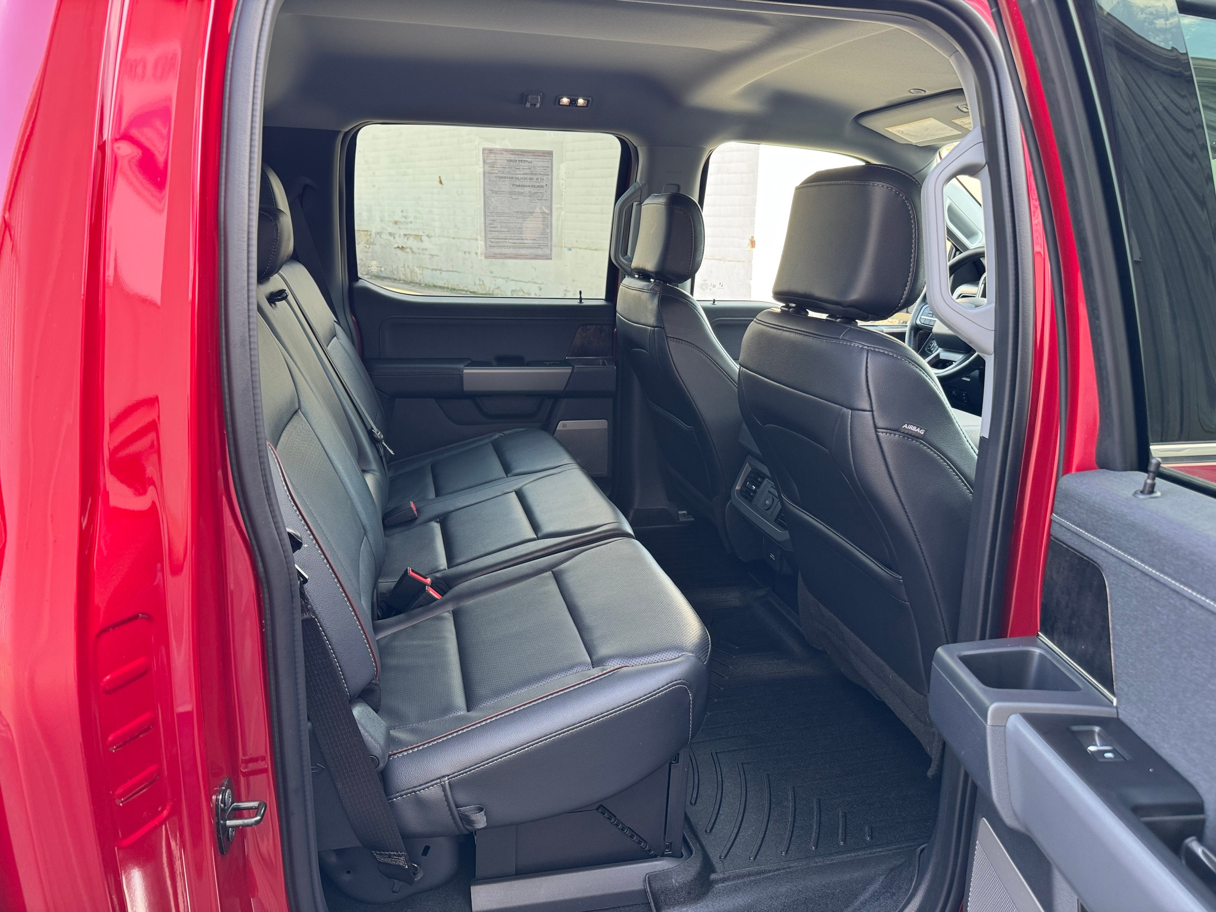 2024 Ford Super Duty F-350 SRW LARIAT