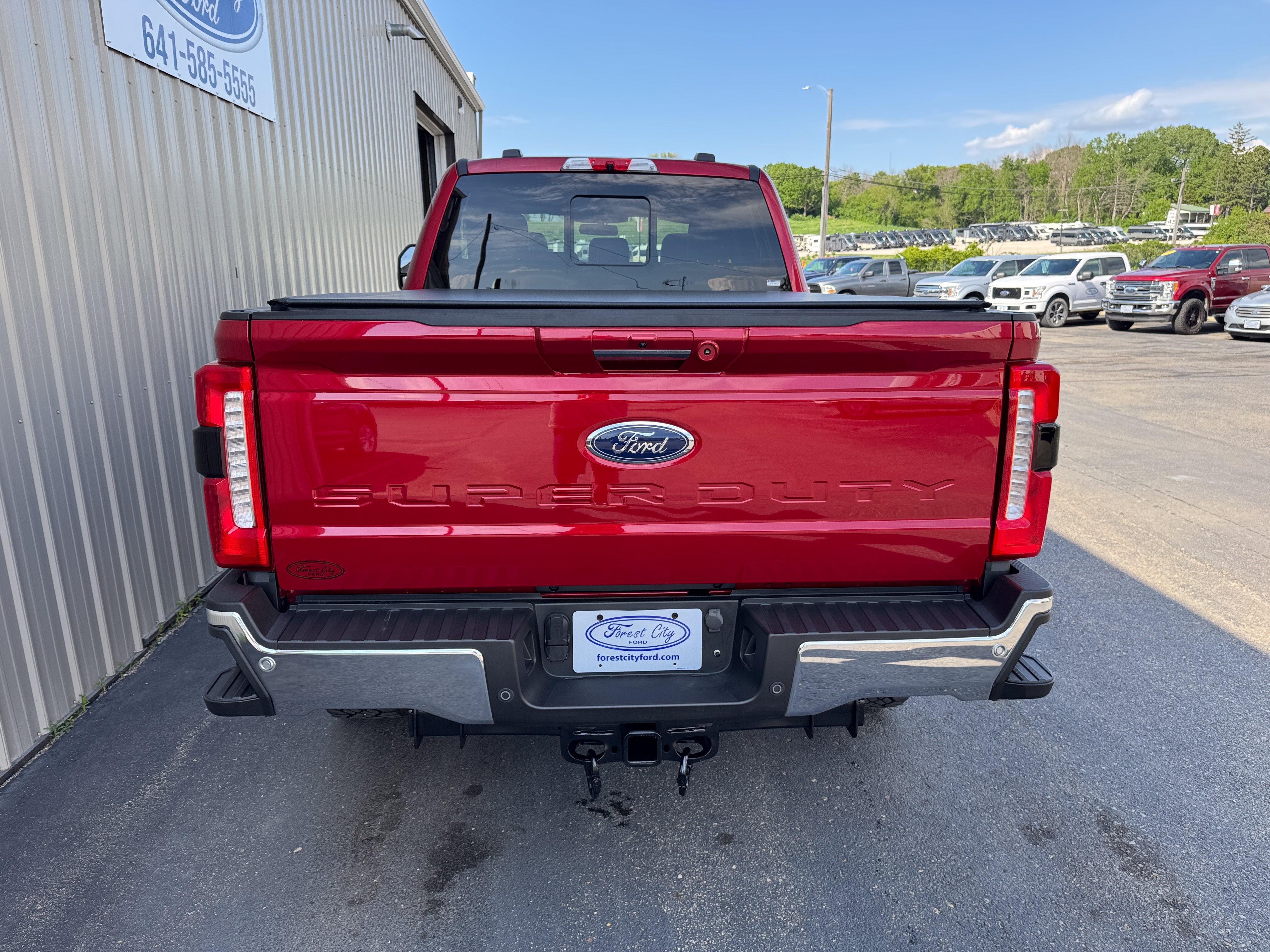 2024 Ford Super Duty F-350 SRW LARIAT