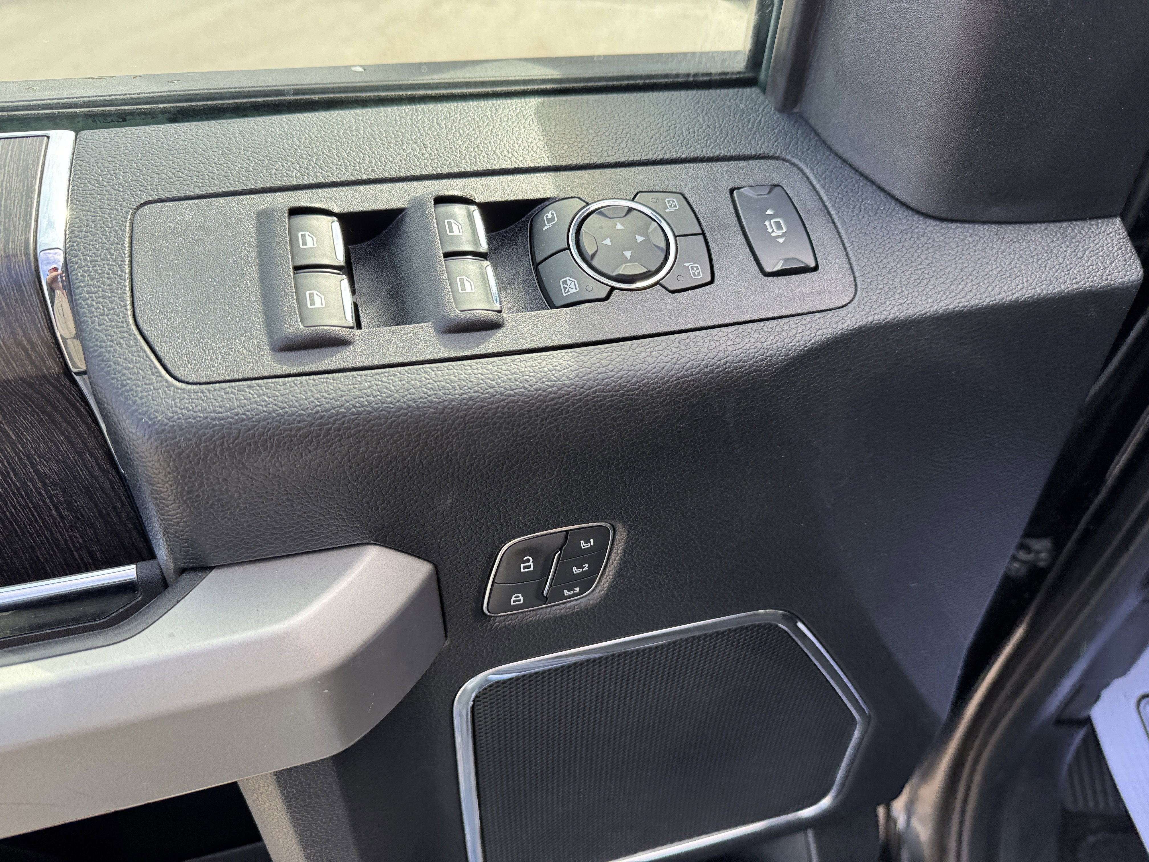 2021 Ford Super Duty F-350 SRW LARIAT