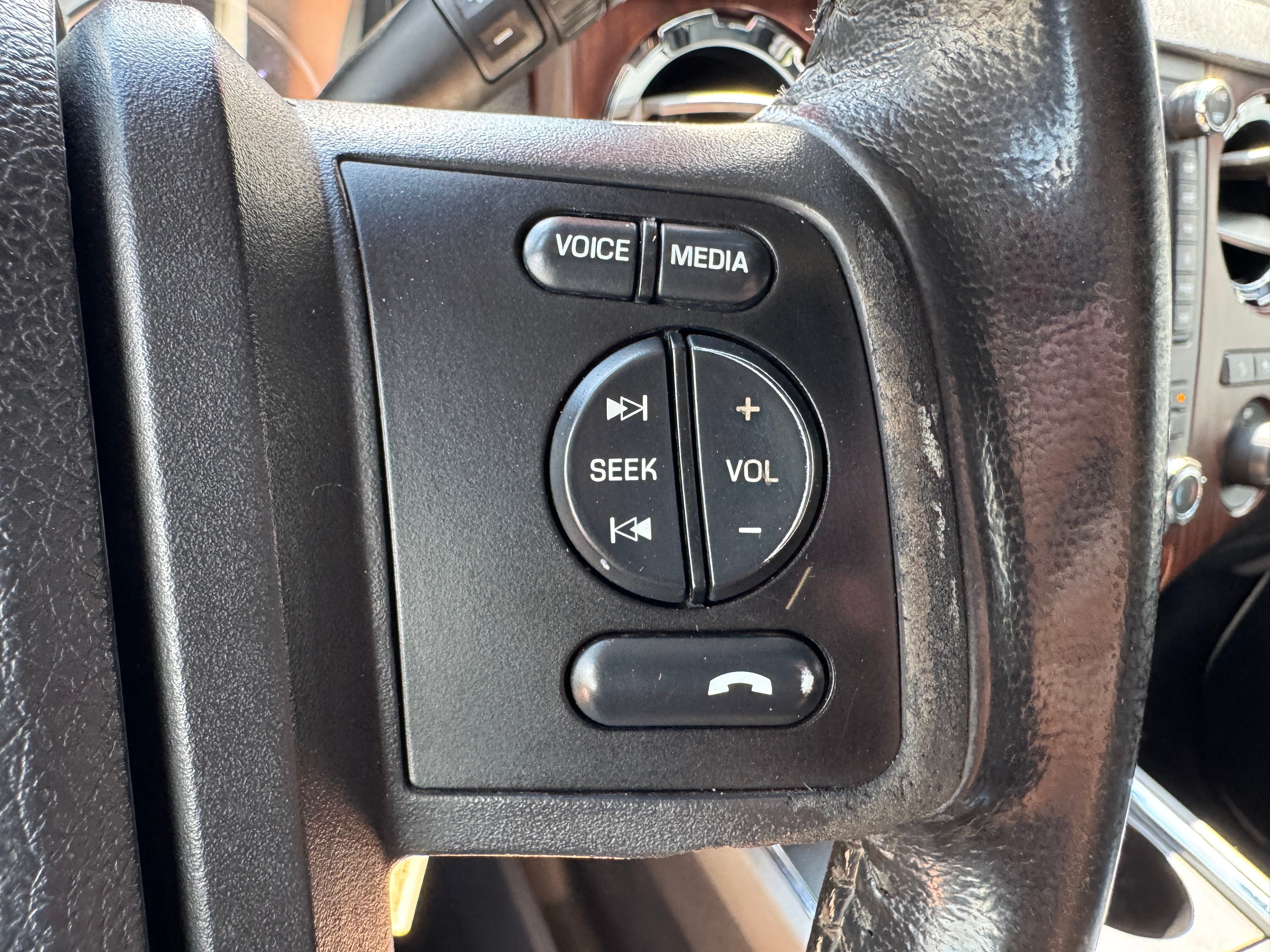 2012 Ford Super Duty F-350 SRW Lariat