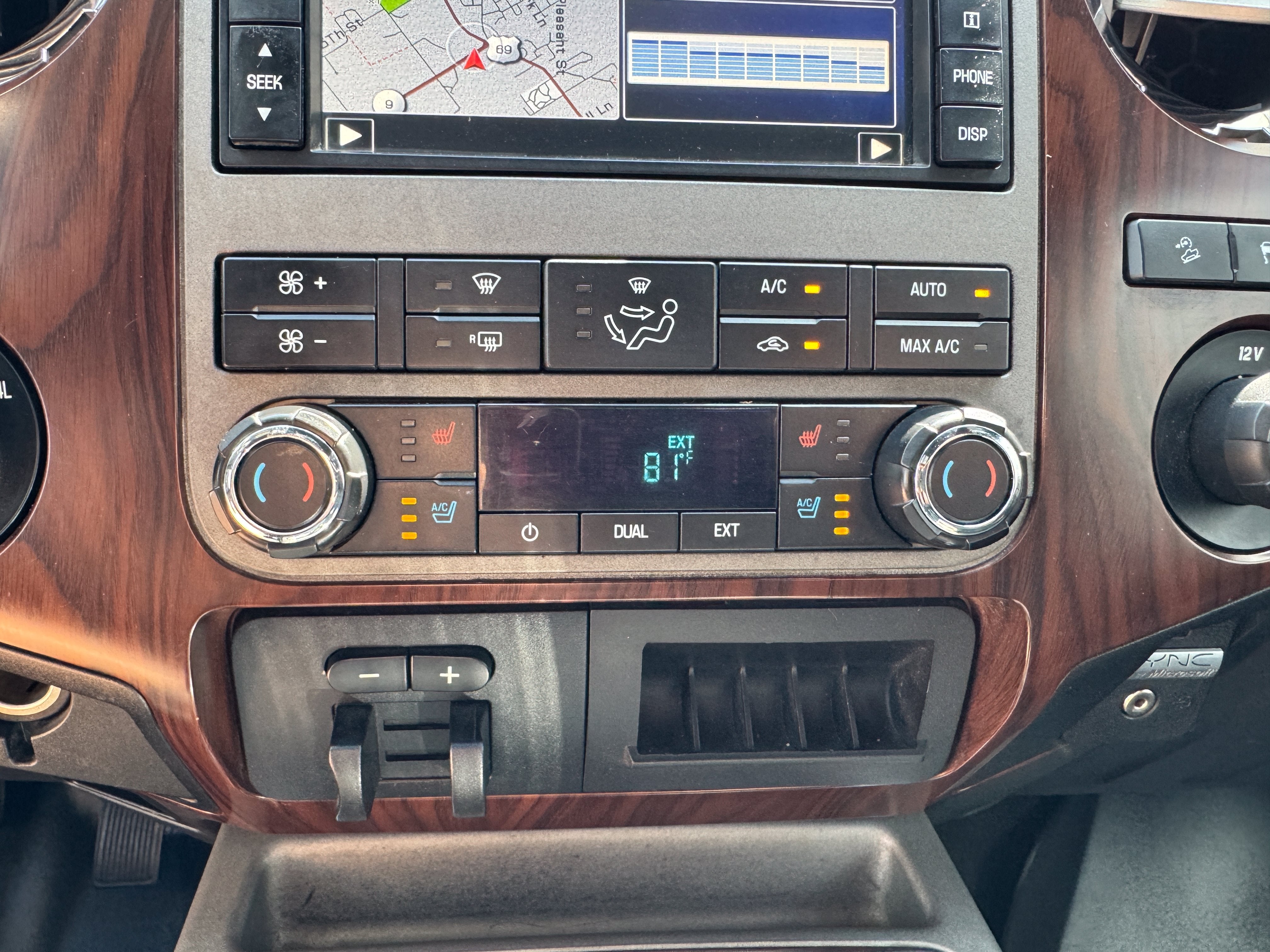 2012 Ford Super Duty F-350 SRW Lariat
