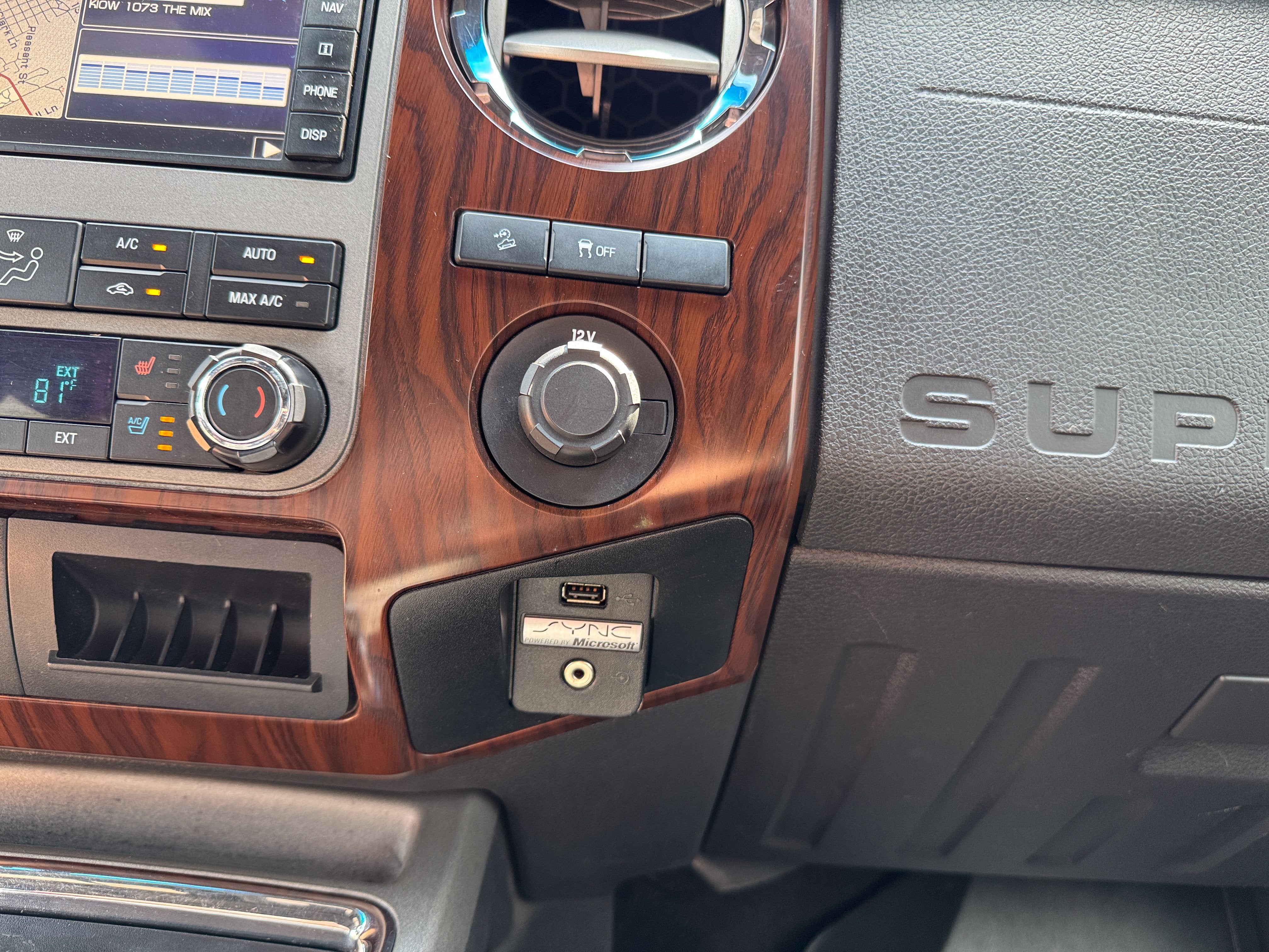 2012 Ford Super Duty F-350 SRW Lariat