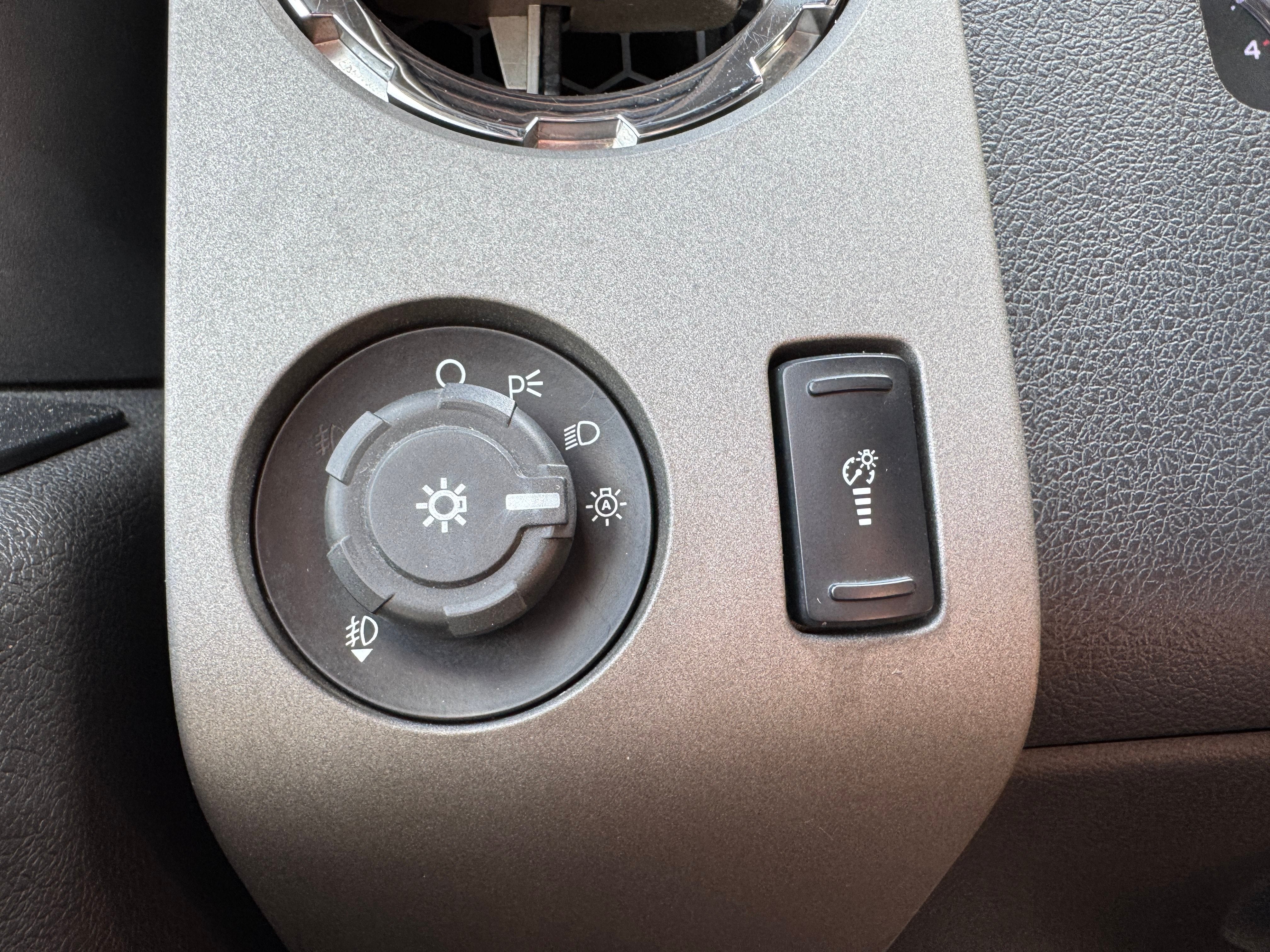 2012 Ford Super Duty F-350 SRW Lariat