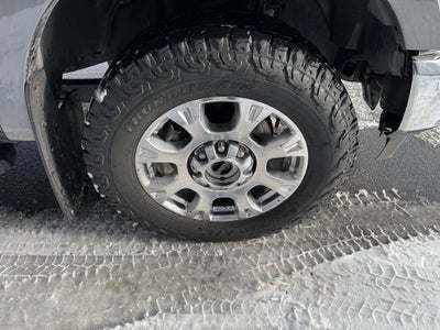 2022 Ford Super Duty F-350 SRW LARIAT