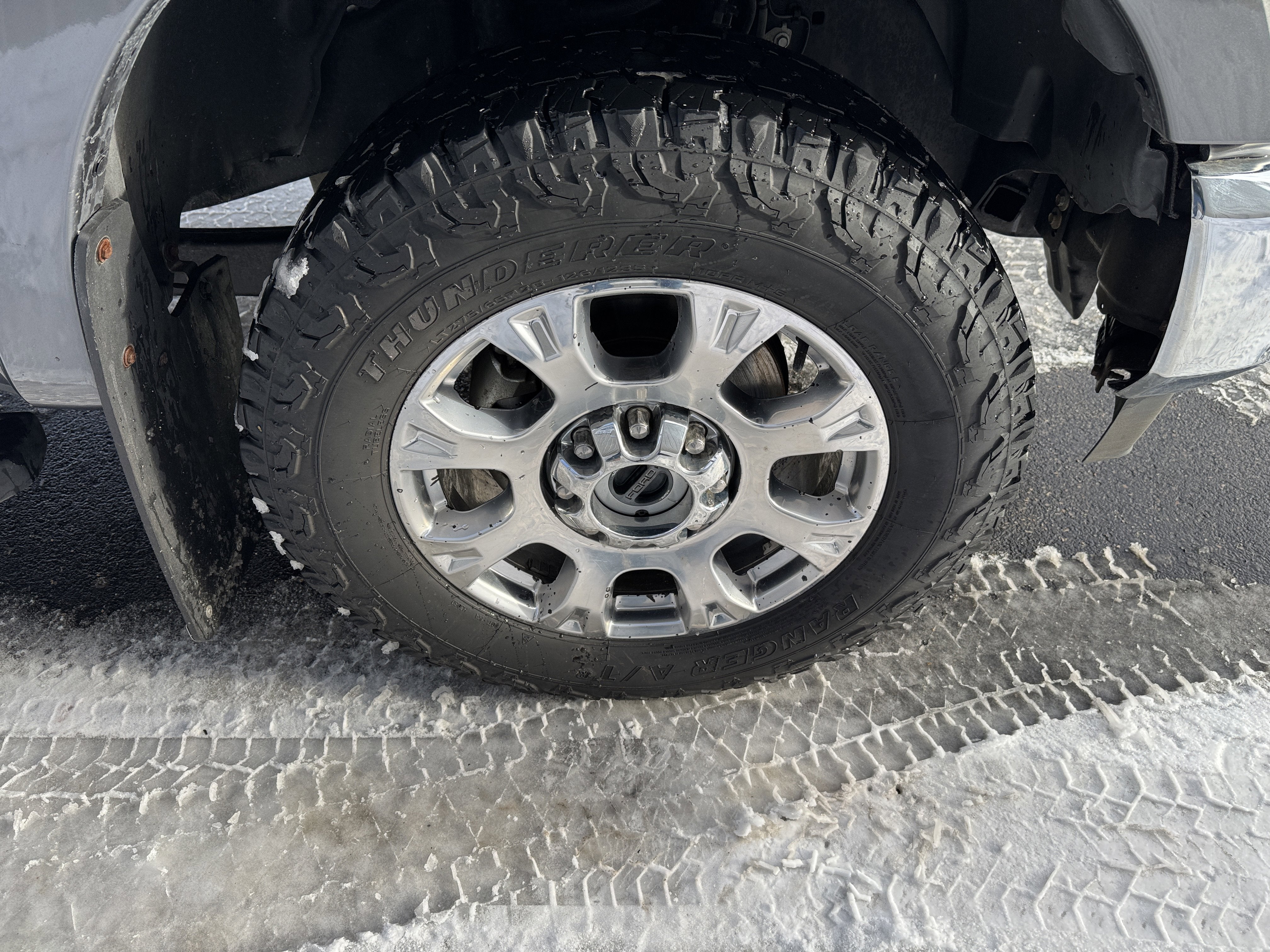 2022 Ford Super Duty F-350 SRW LARIAT