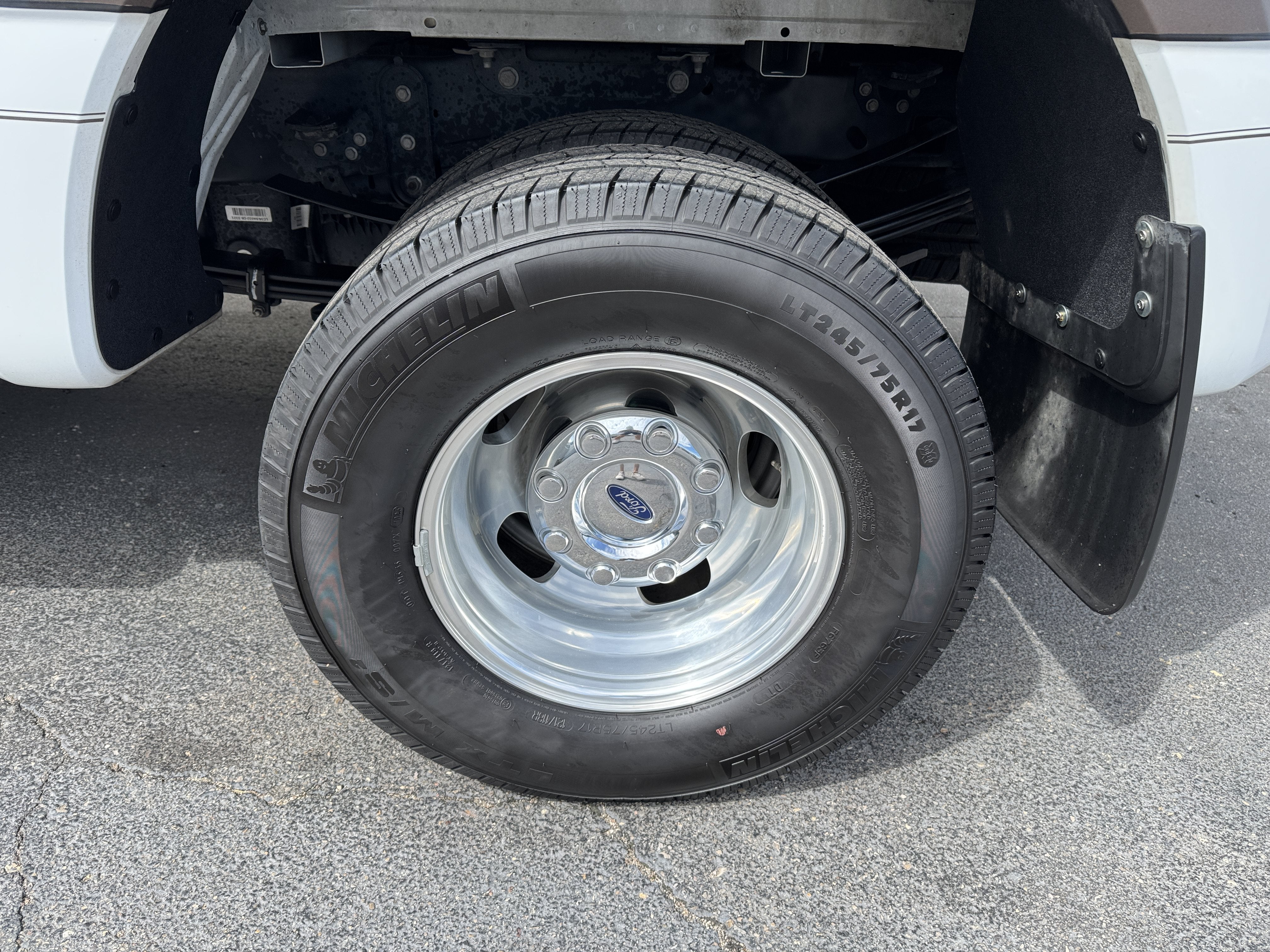 2023 Ford Super Duty F-350 DRW XLT
