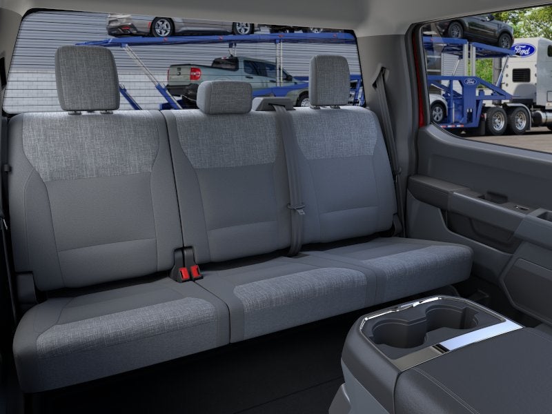 2026 Ford Super Duty F-350 DRW LARIAT